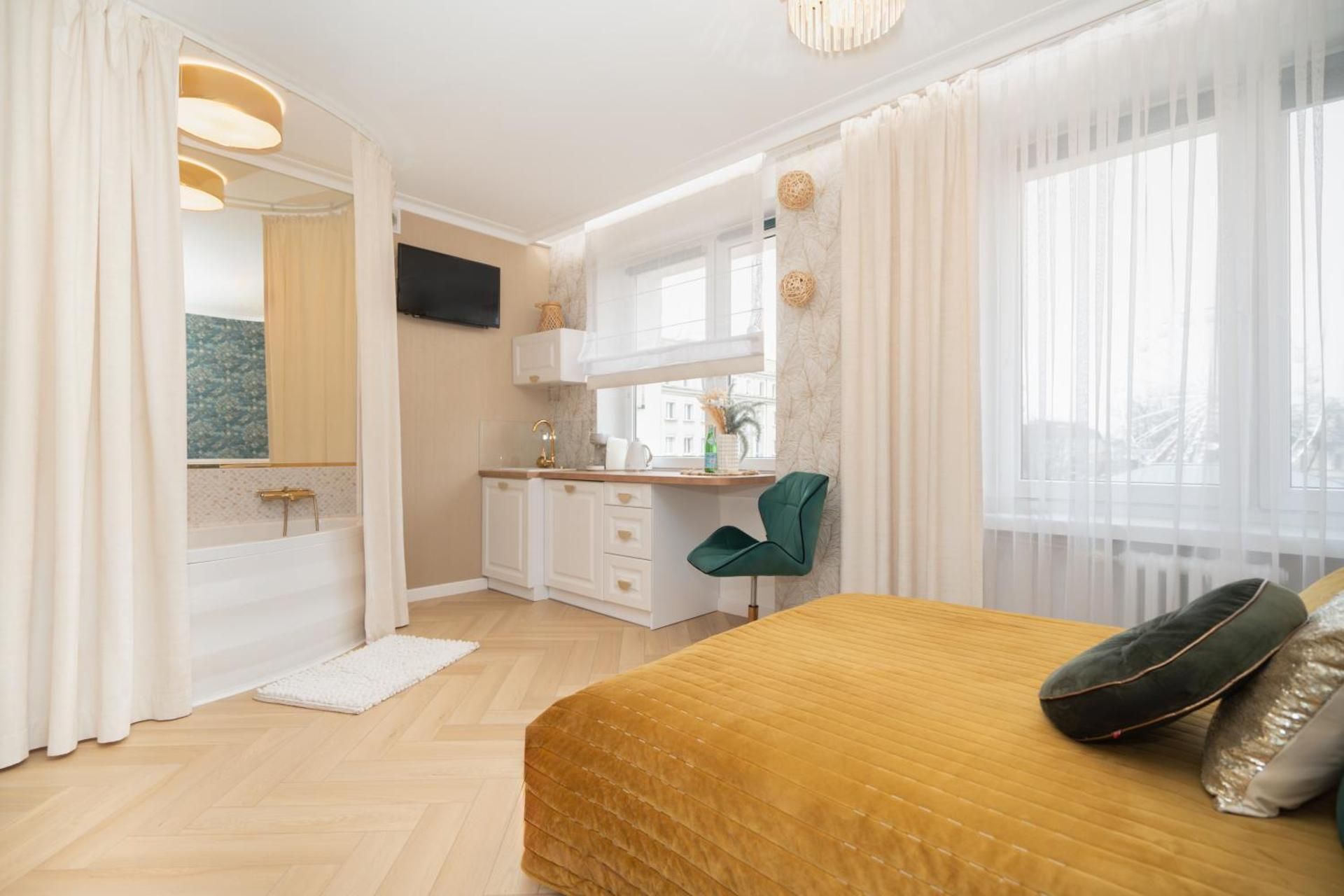 Deluxe Apartment