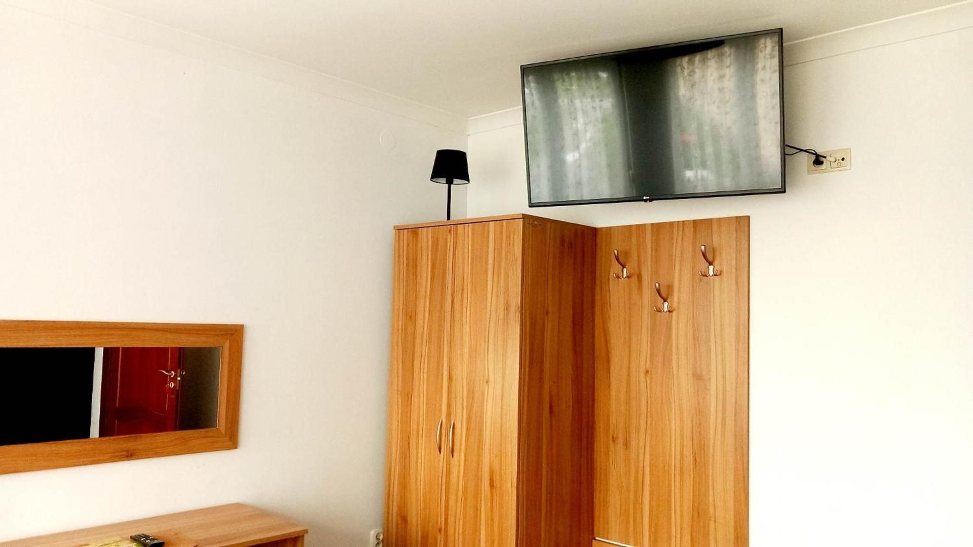 Triple Room with Bathroom