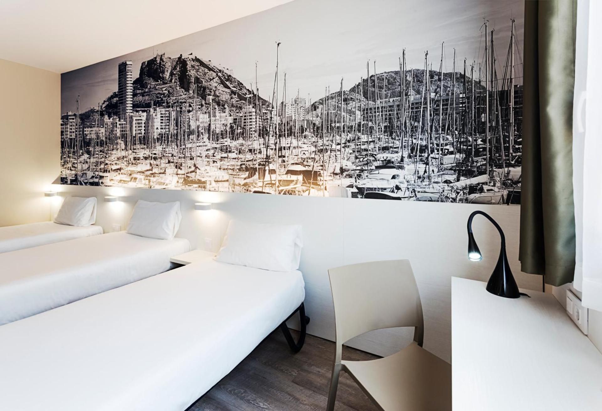 Triple Room with Sea View