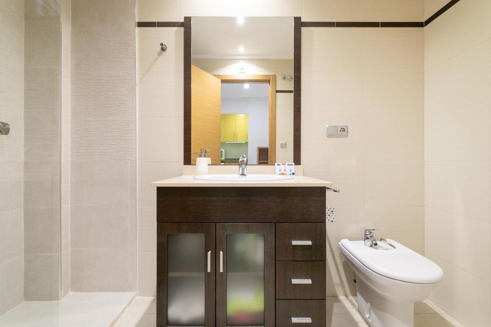 Superior One-Bedroom Apartment