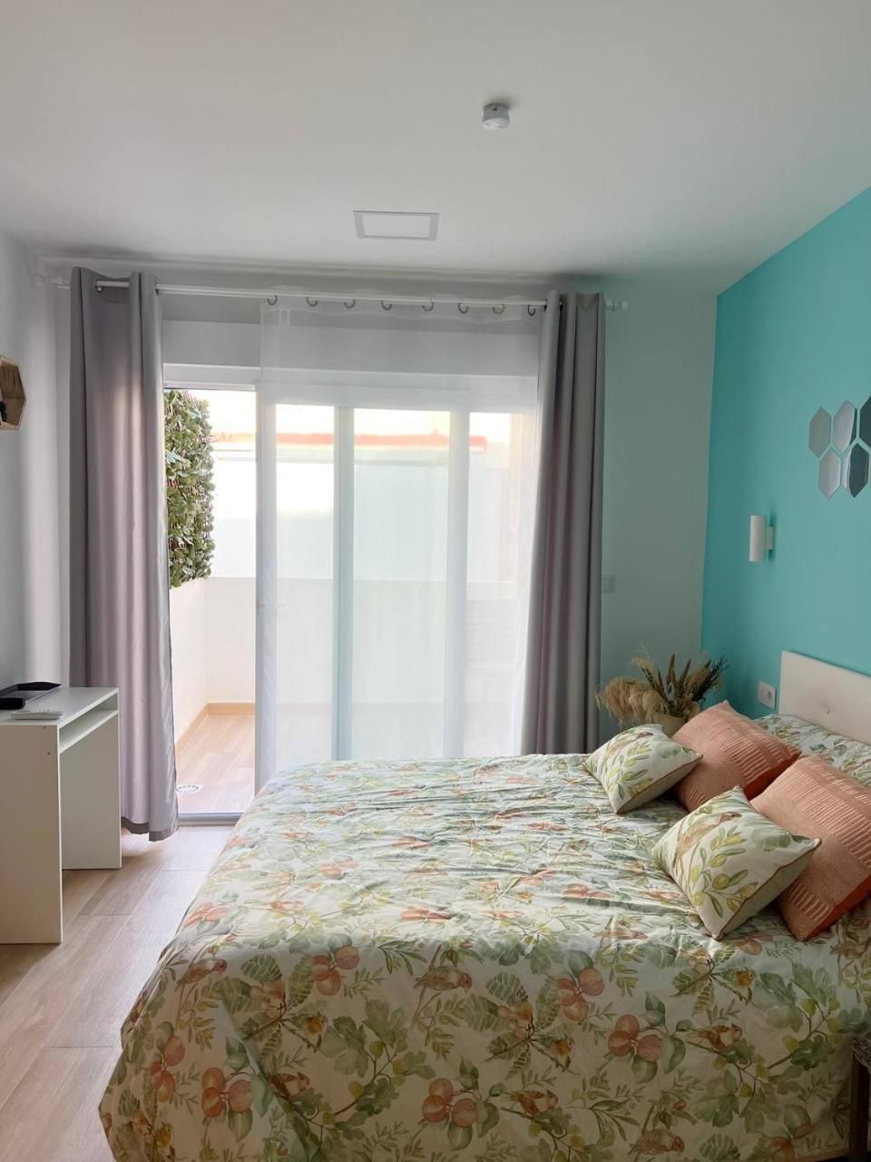 Queen Room with Balcony