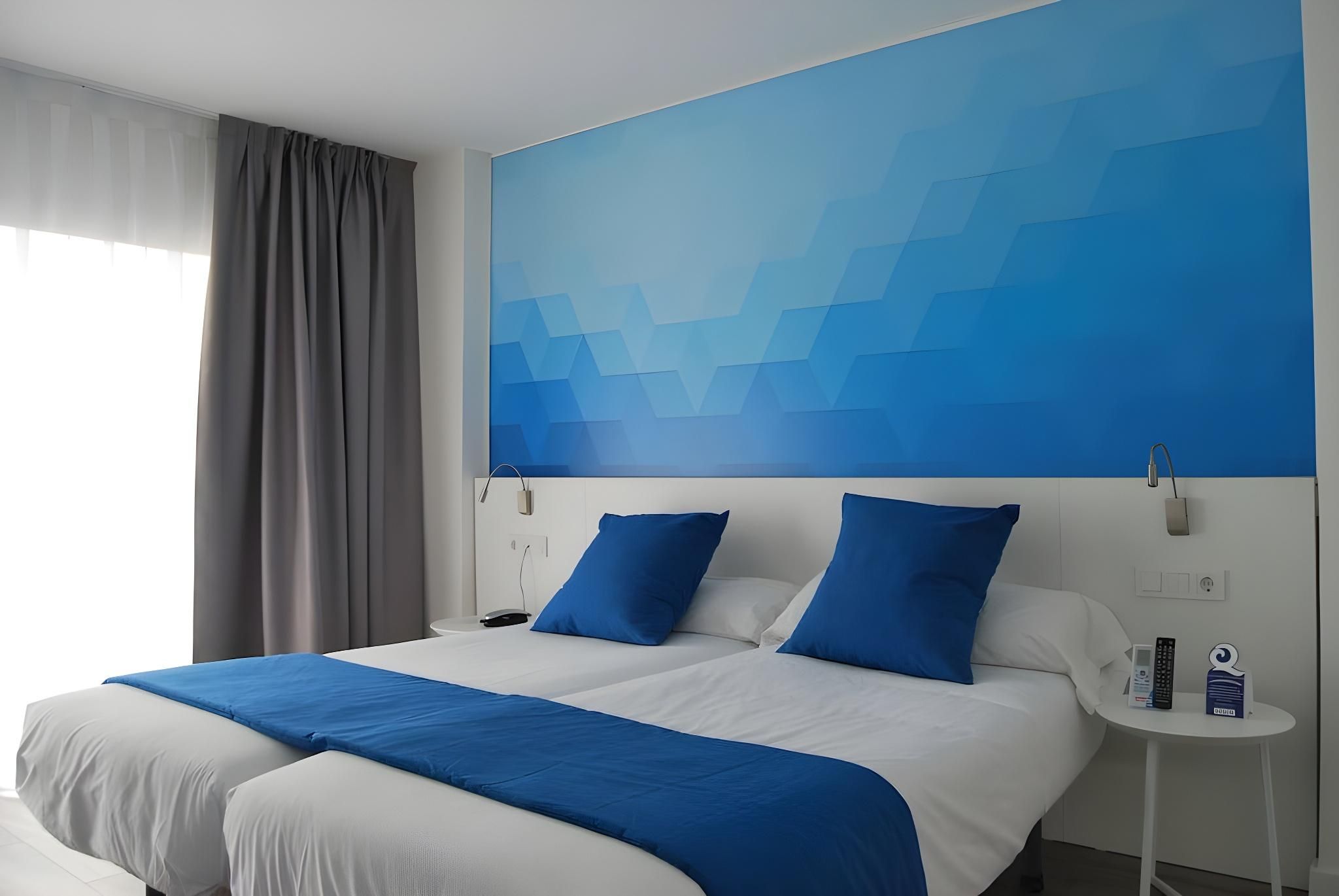 1e414c7f57e46319643e181c8d8d97d5