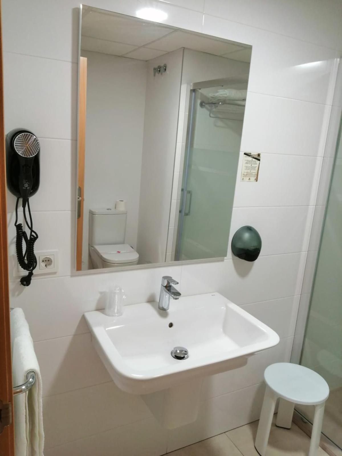 Double Room Single Use (1 Adult)