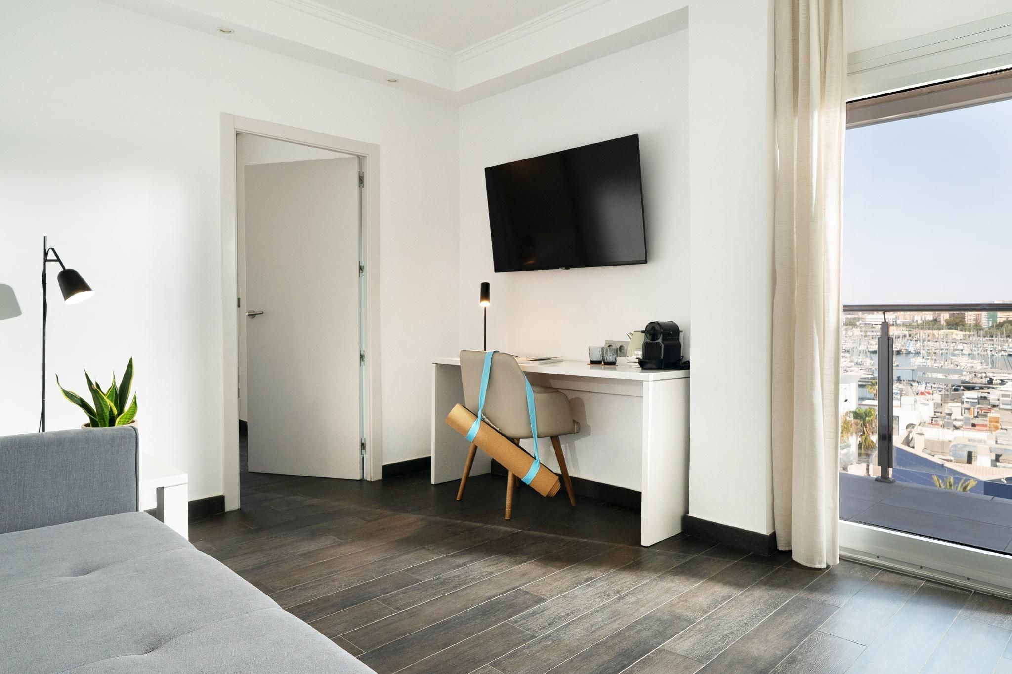 THE TOWNHOUSE HARBOUR VIEW 3 ADULTS