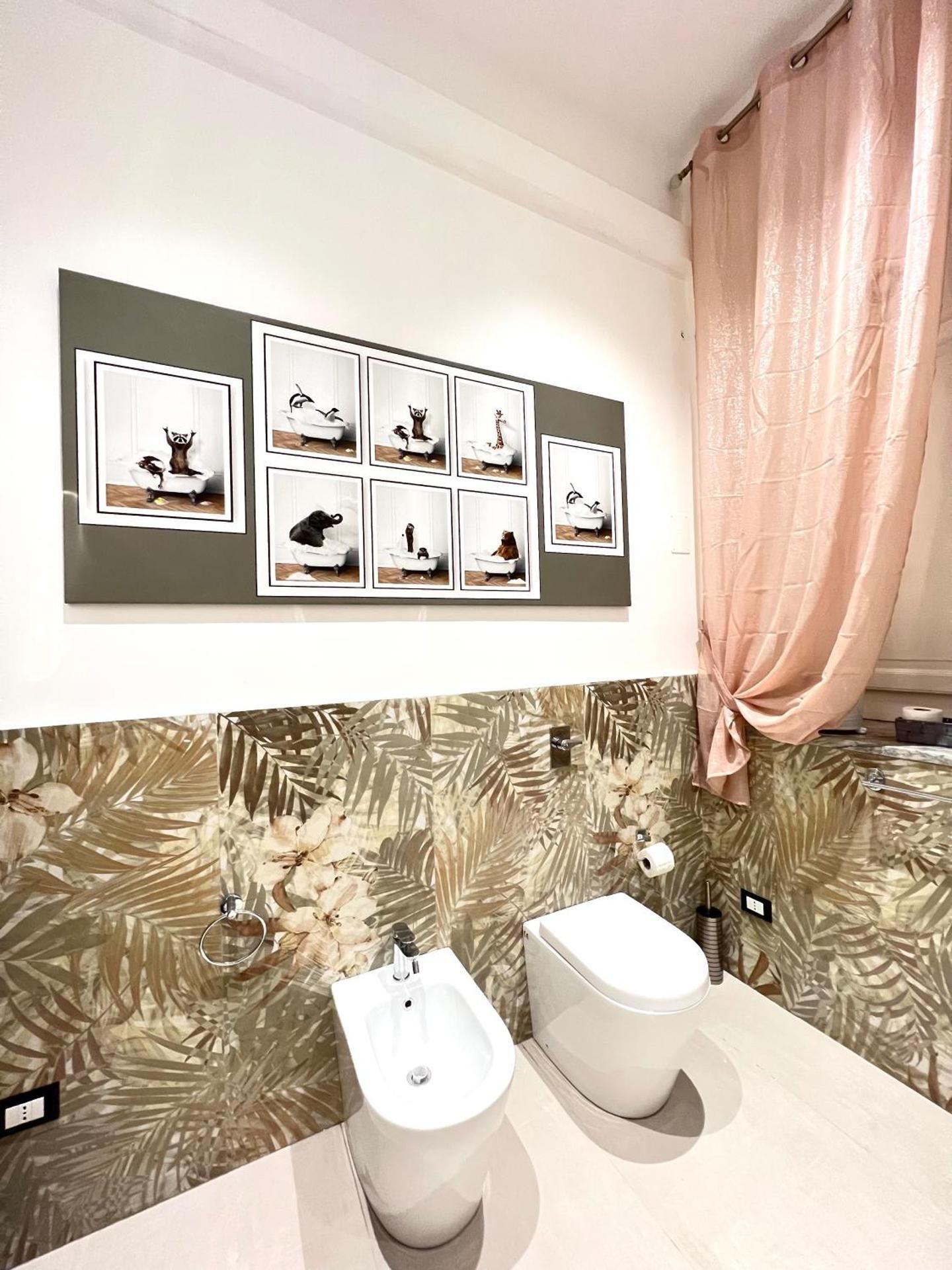 Deluxe Room (2 Adults + 1 Child)