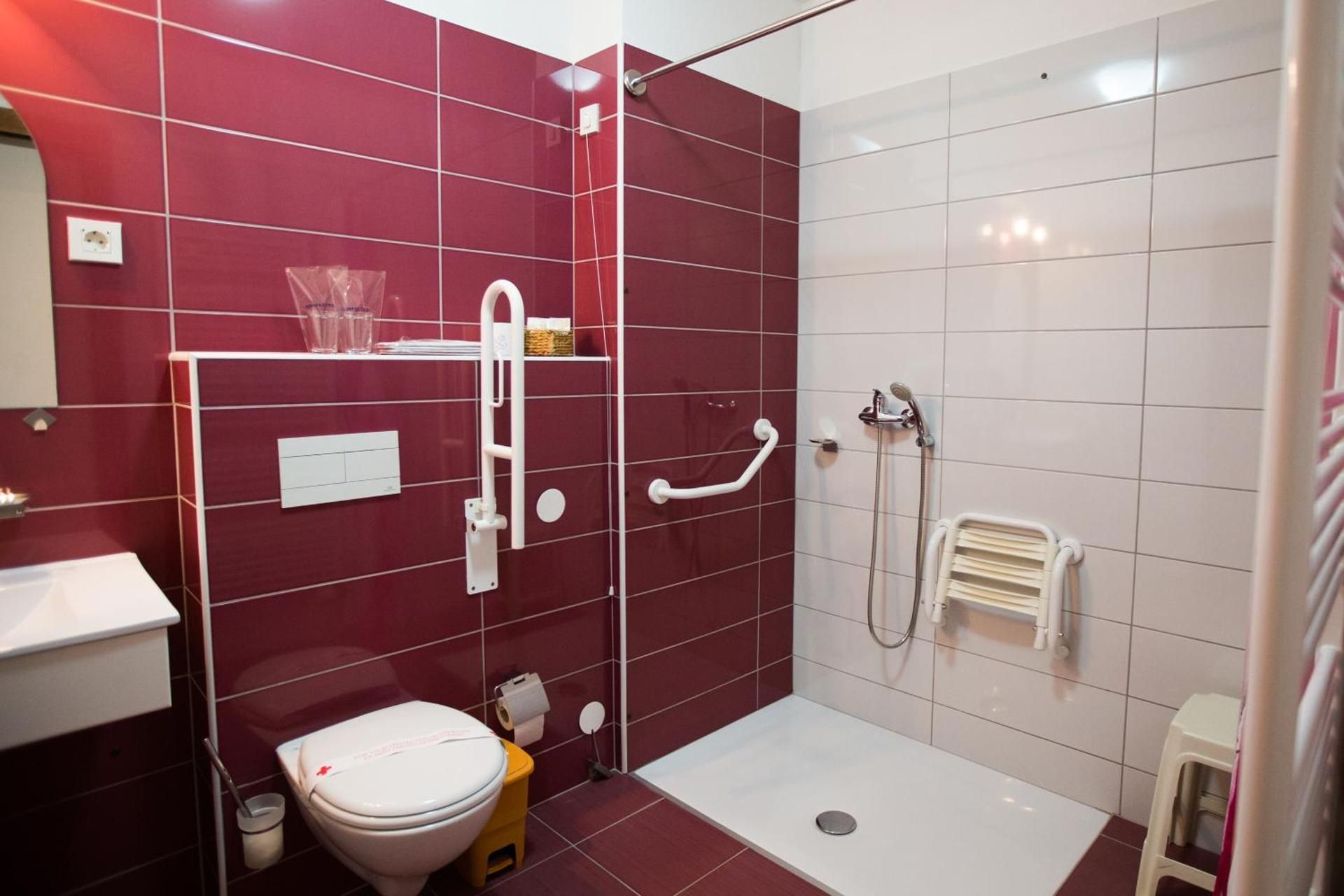 Double or Twin Room - Disability Access