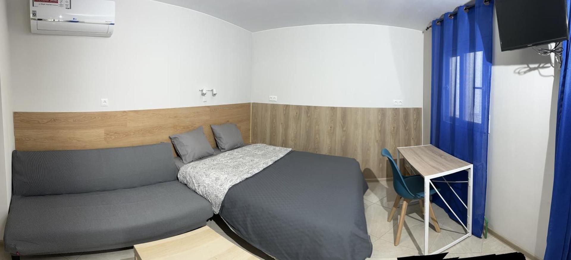 King Studio with Sofa Bed