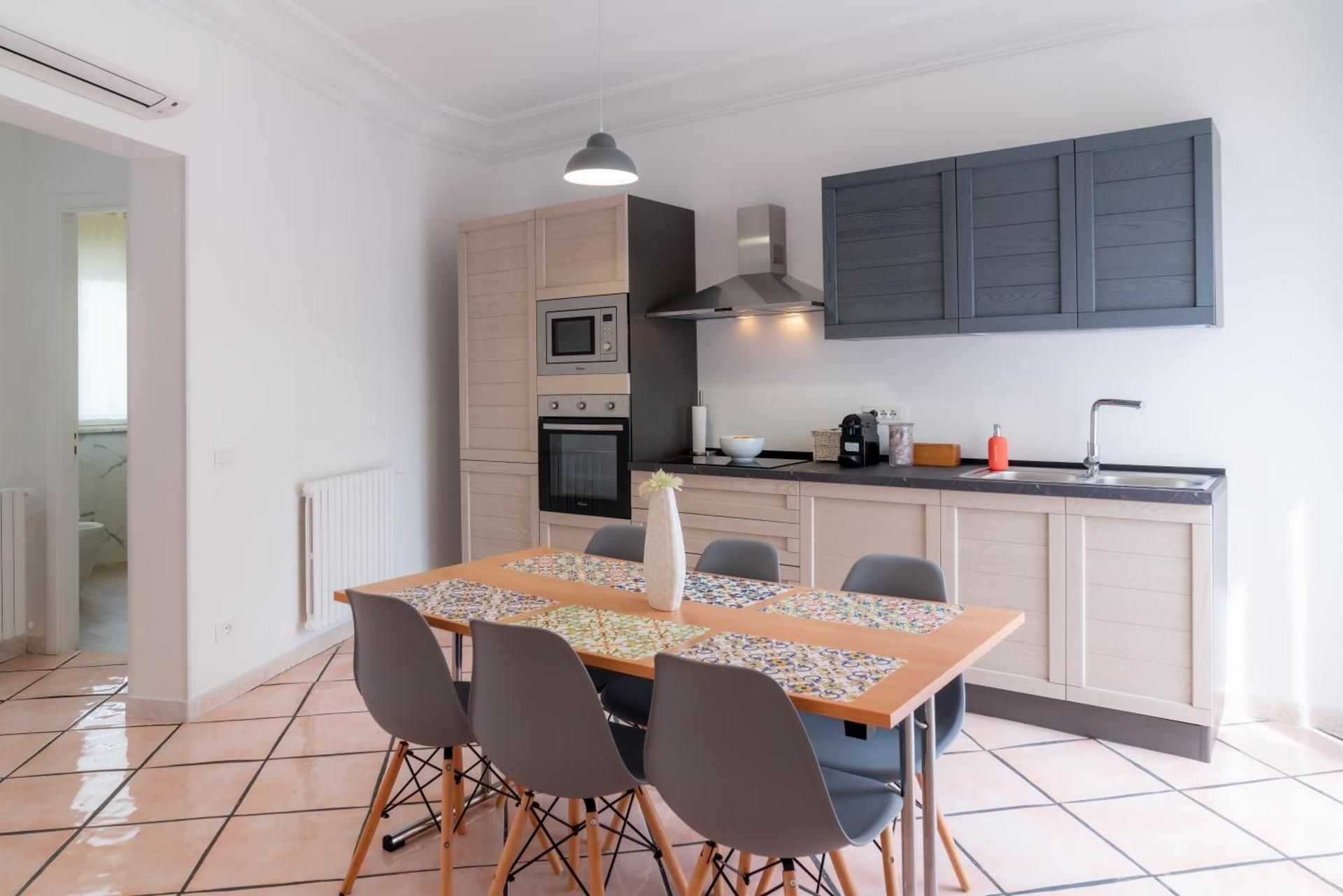 MONDELLO COTTAGE