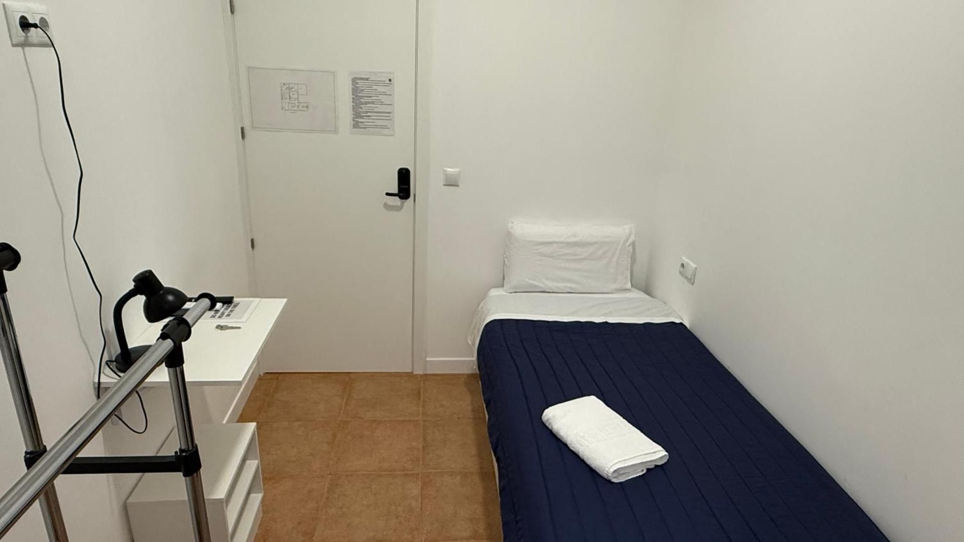 Single Room with Terrace