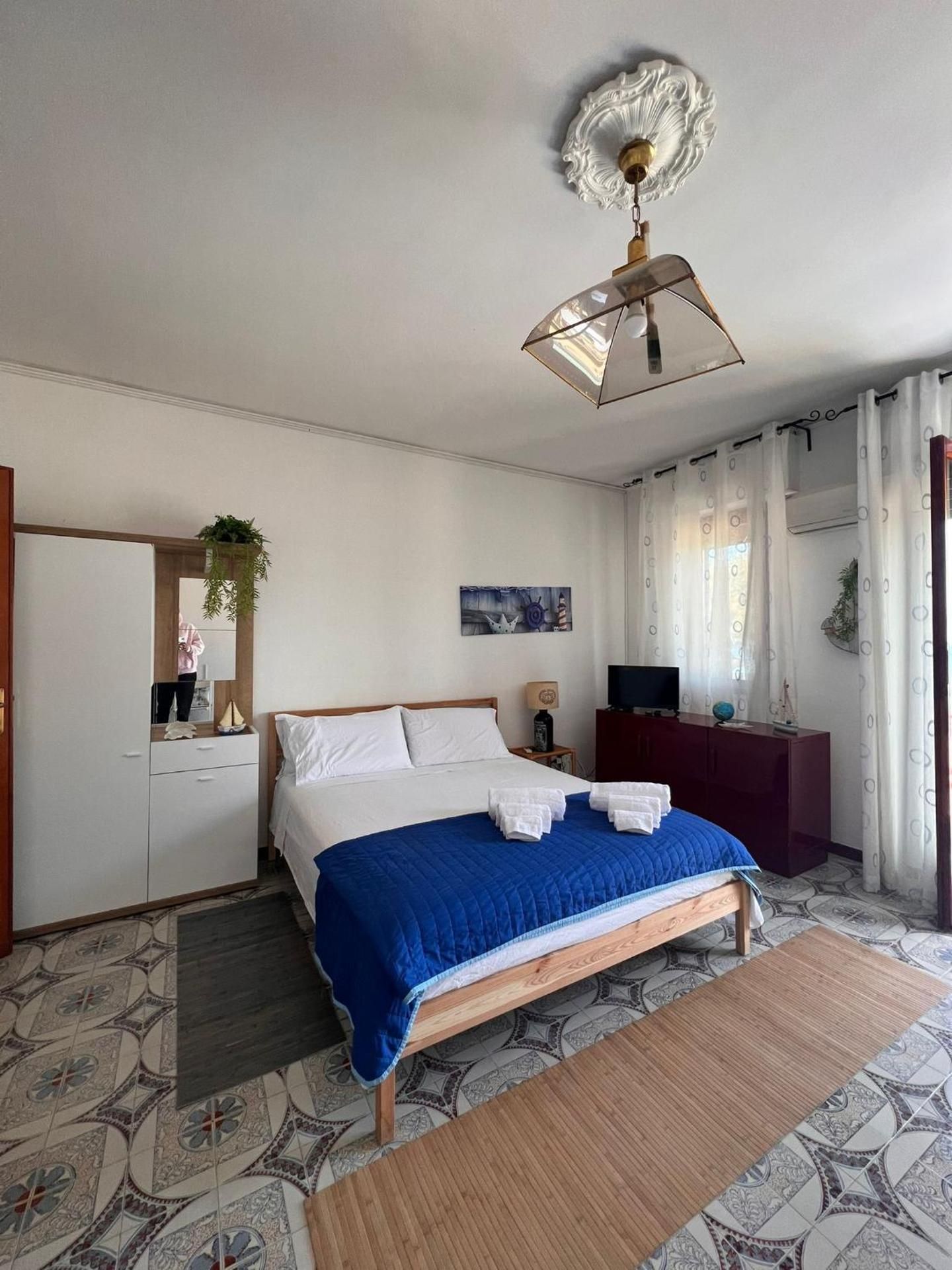 Double Room with Balcony and Sea View