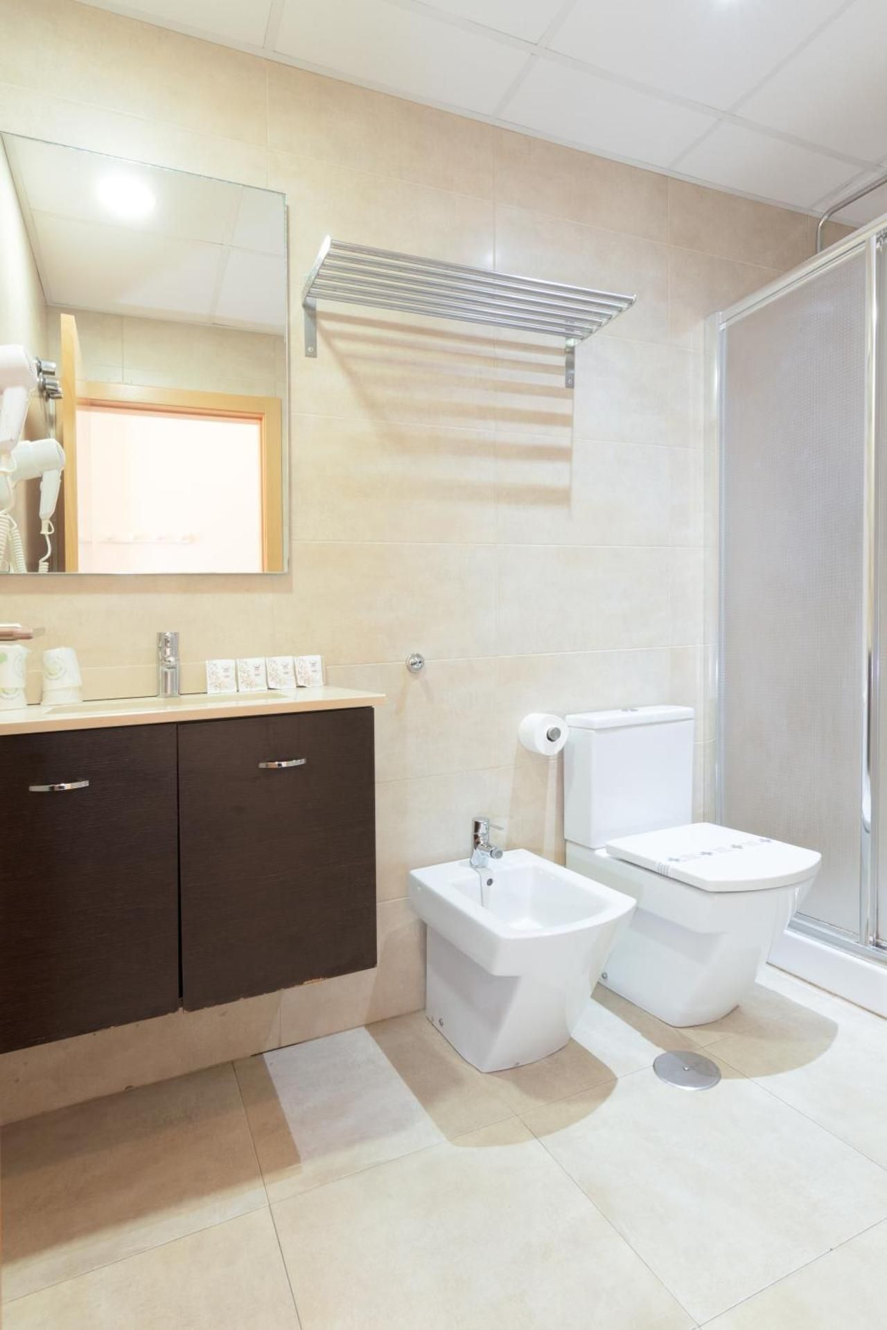 Two-Bedroom Apartment (4 Adults)