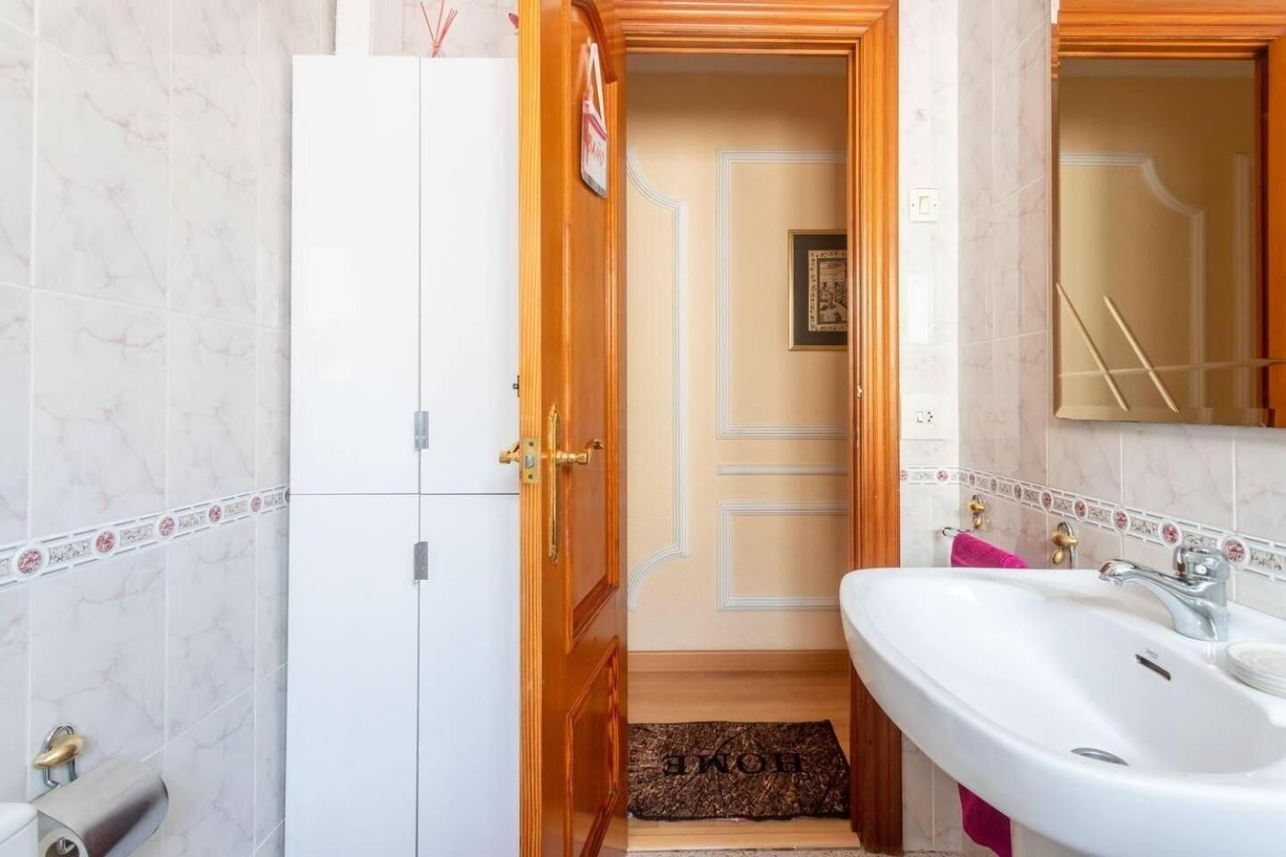 Double Room with Shared Toilet