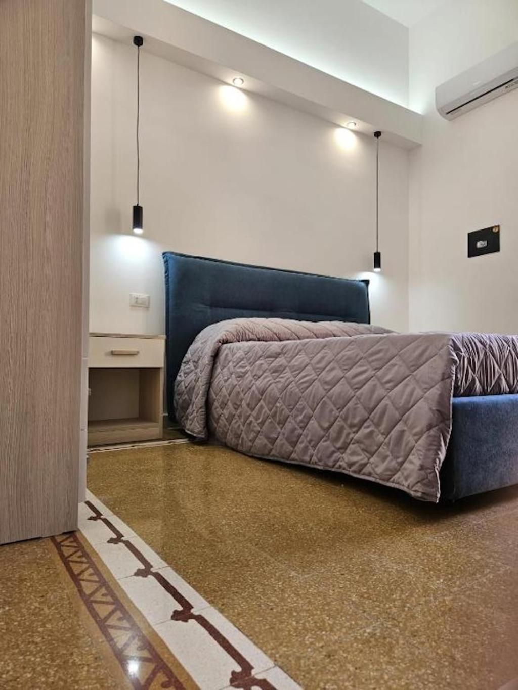 Double Room with Private External Bathroom
