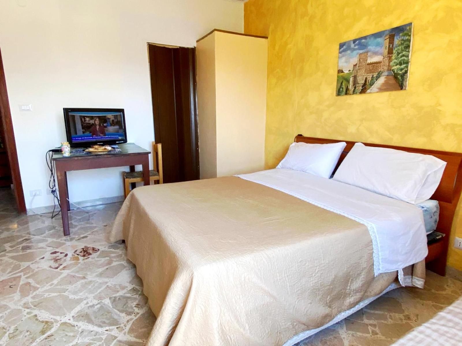Double Room with Private Bathroom