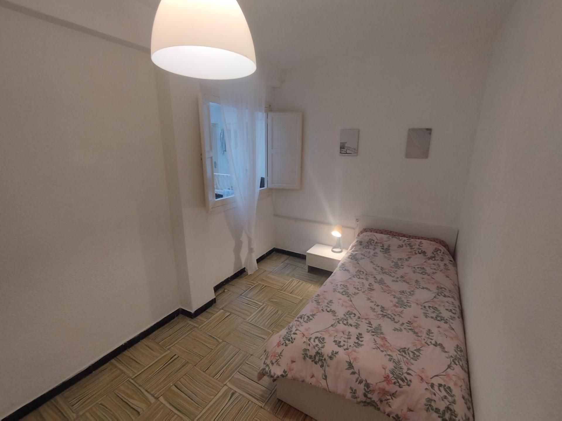 Budget Single Room
