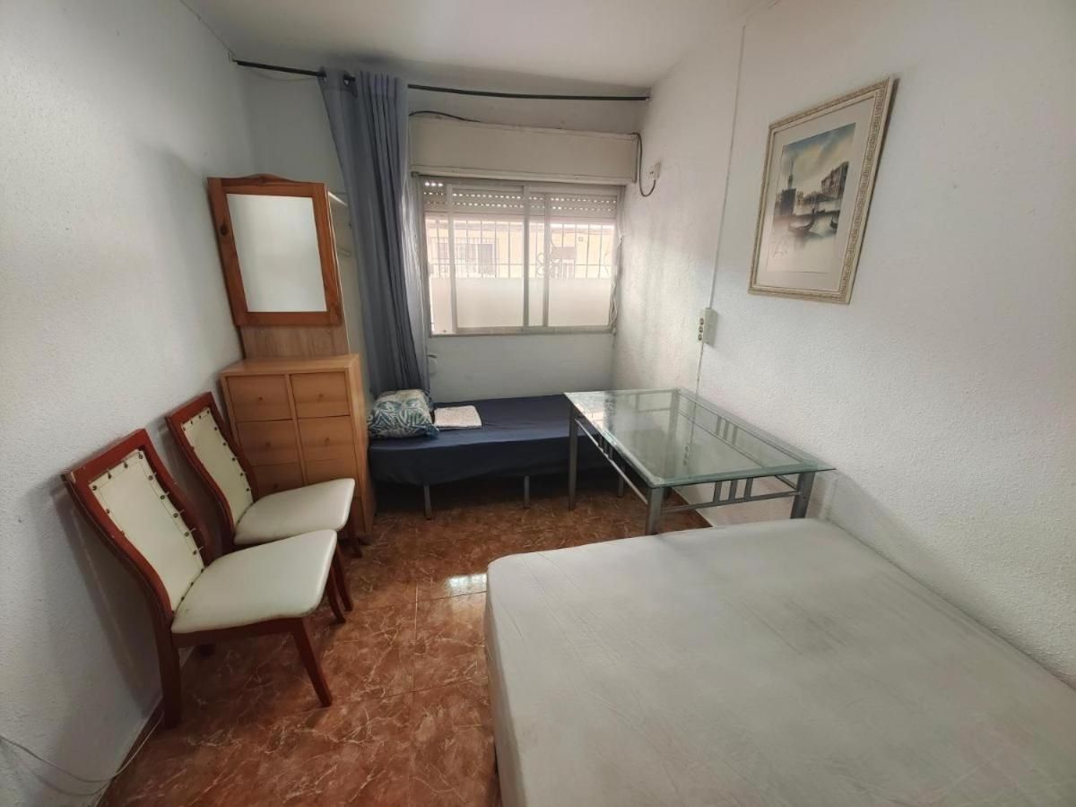 Twin Room with City View