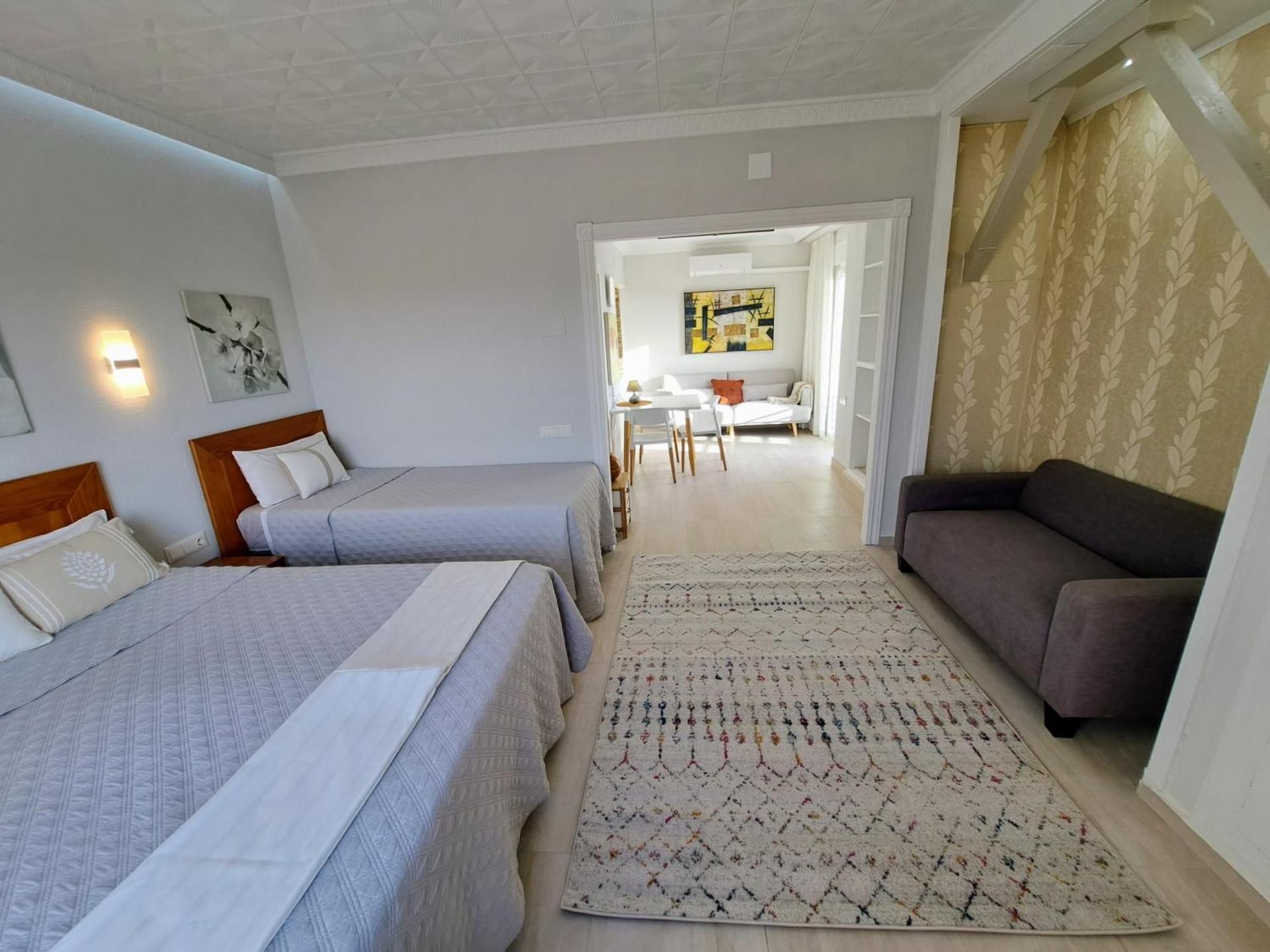 Studio Apartment (29th floor with Sea View)
