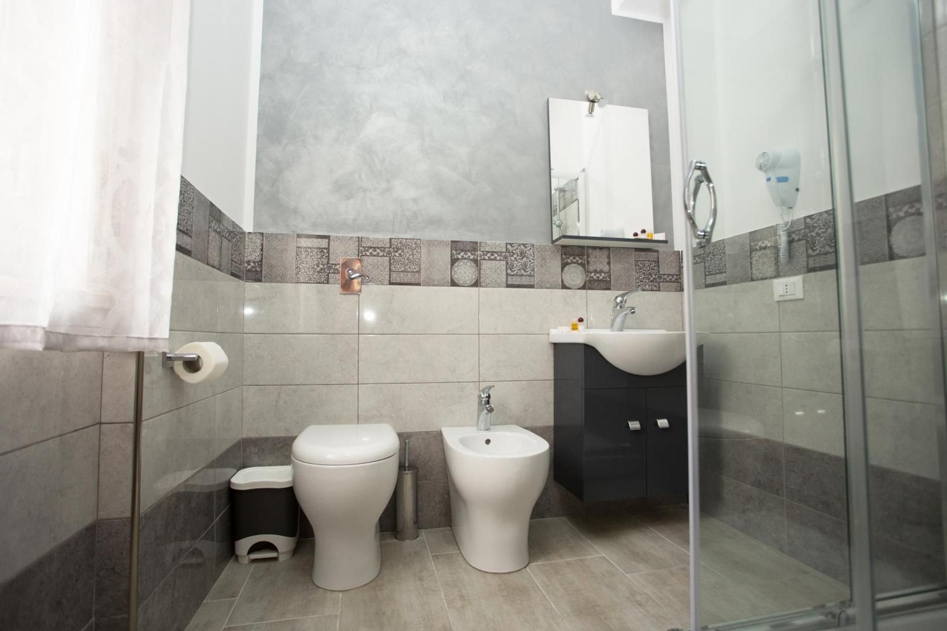 Double or Twin Room with Private Bathroom