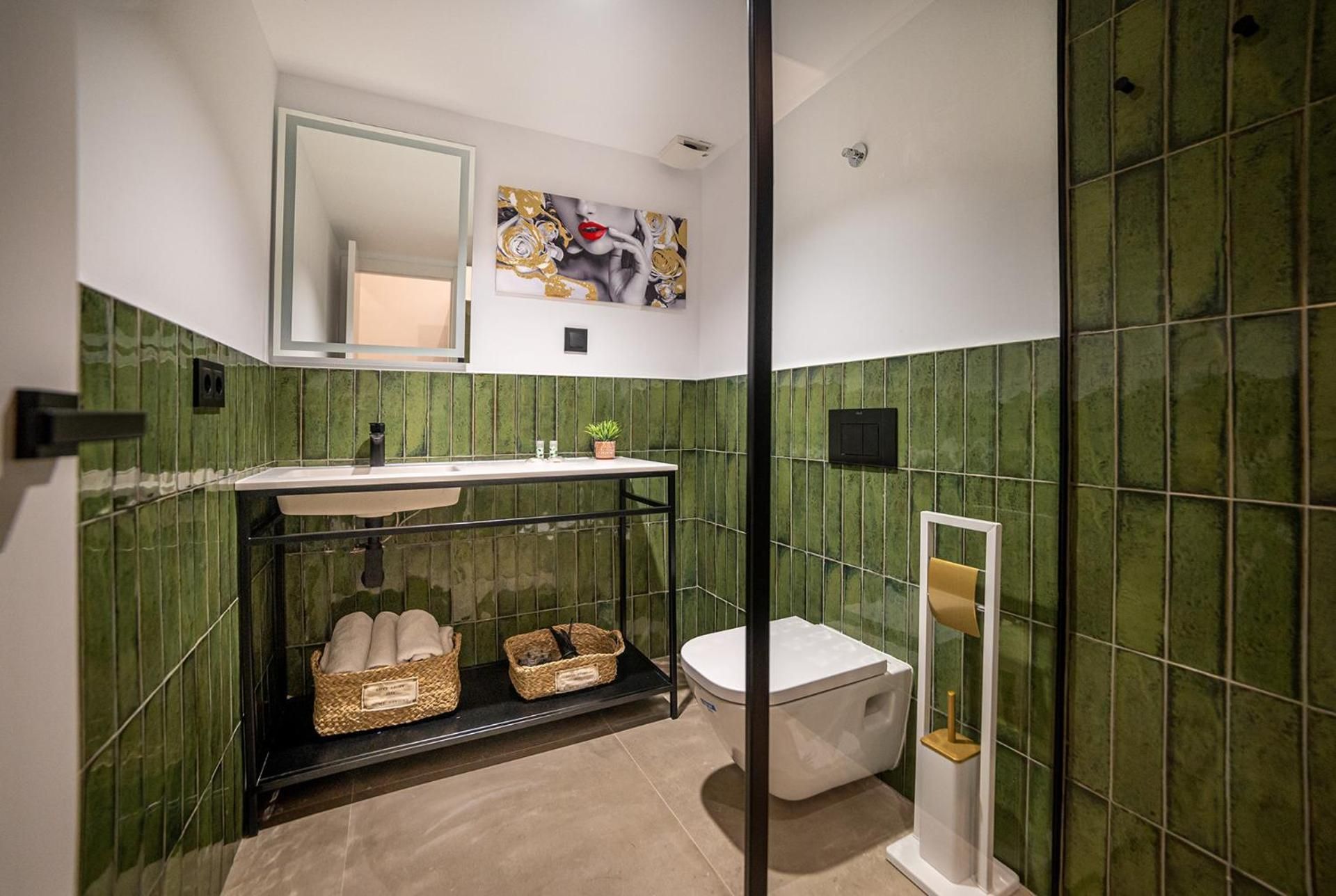 Deluxe Apartment