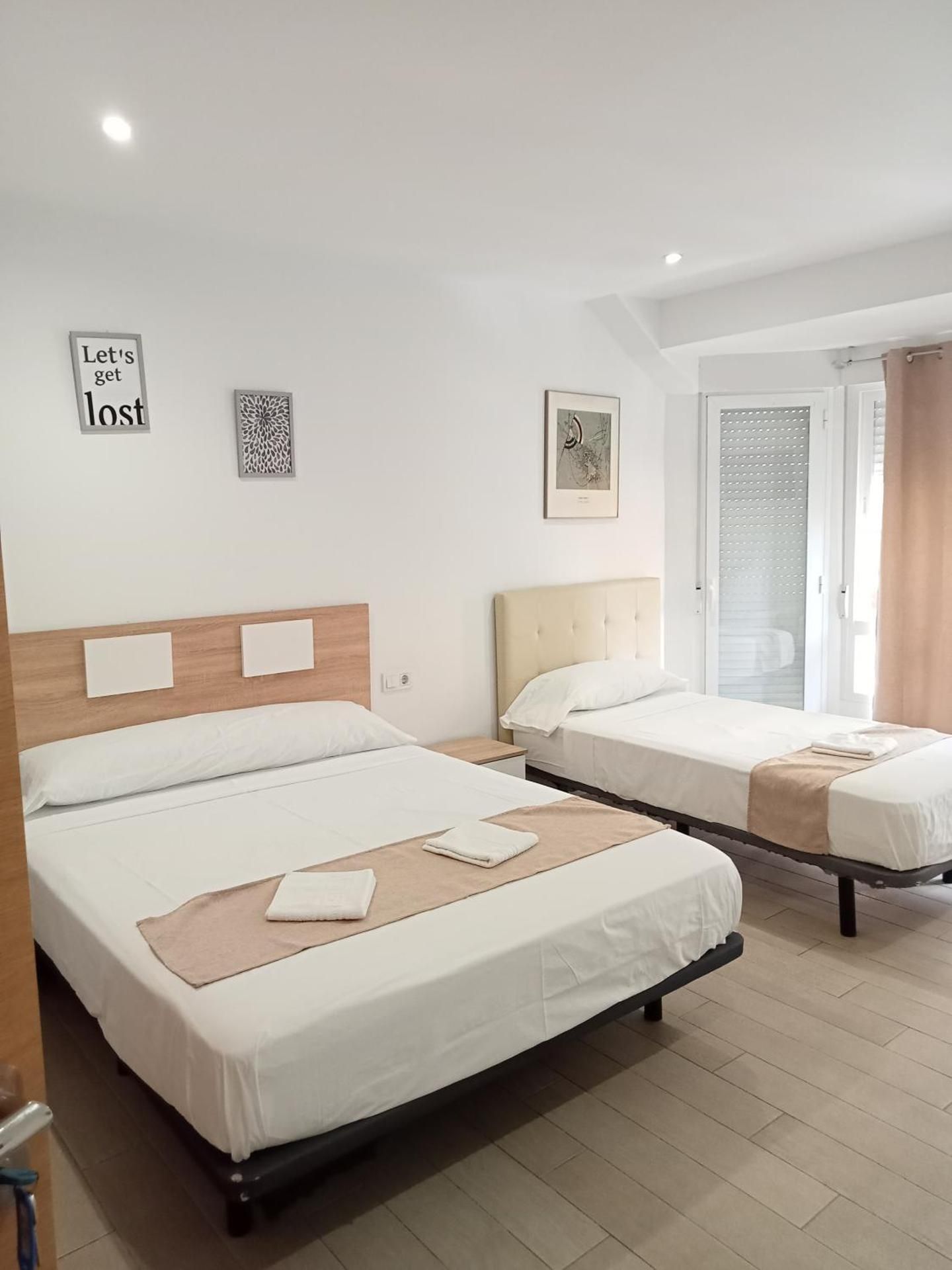 Quadruple Room with Private External Bathroom