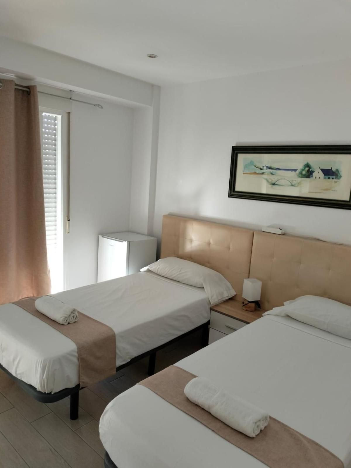 Standard Double Room with Shared Bathroom