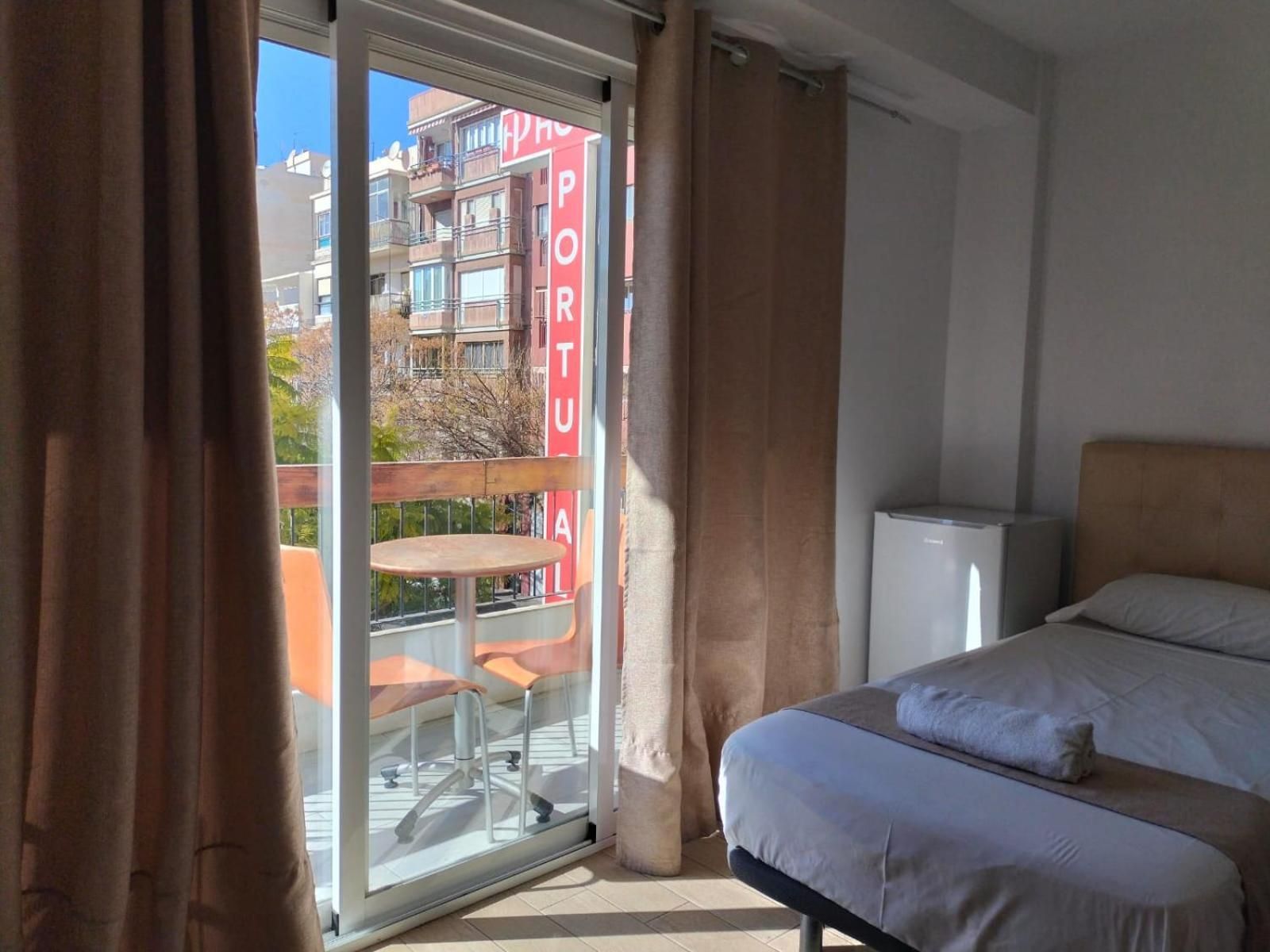 Standard Double Room with Shared Bathroom