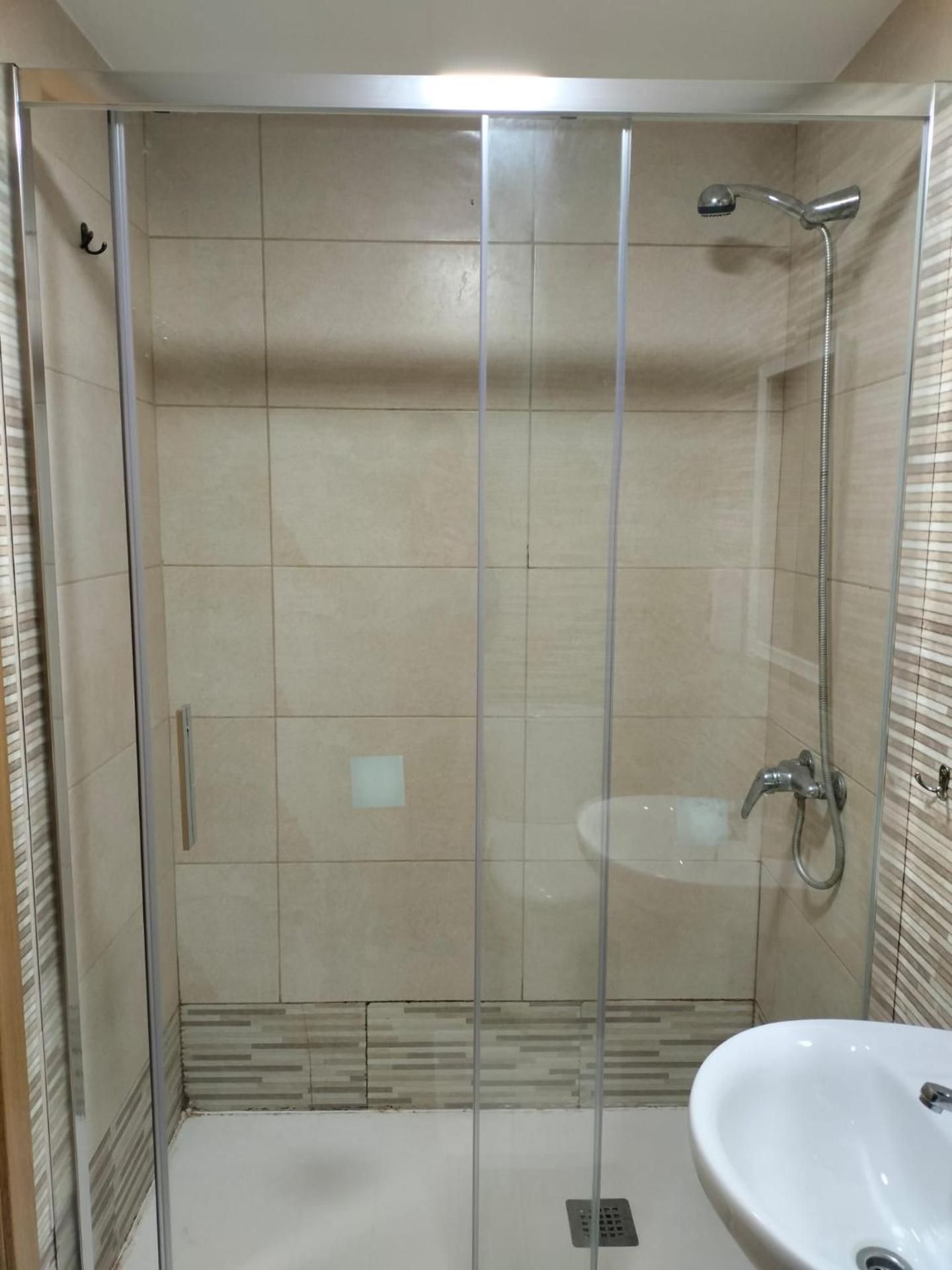 Single Room With Private Bathroom