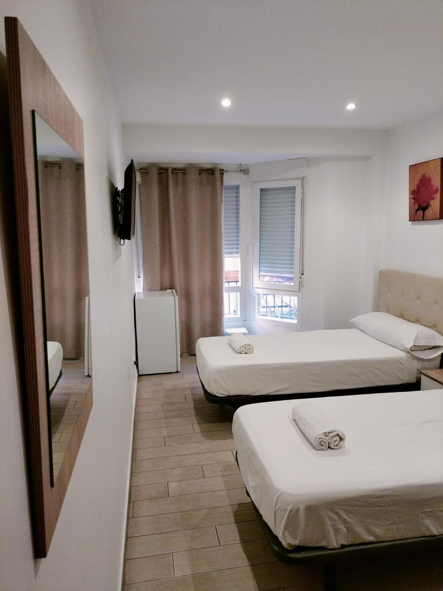 Double or Twin Room with Private Bathroom