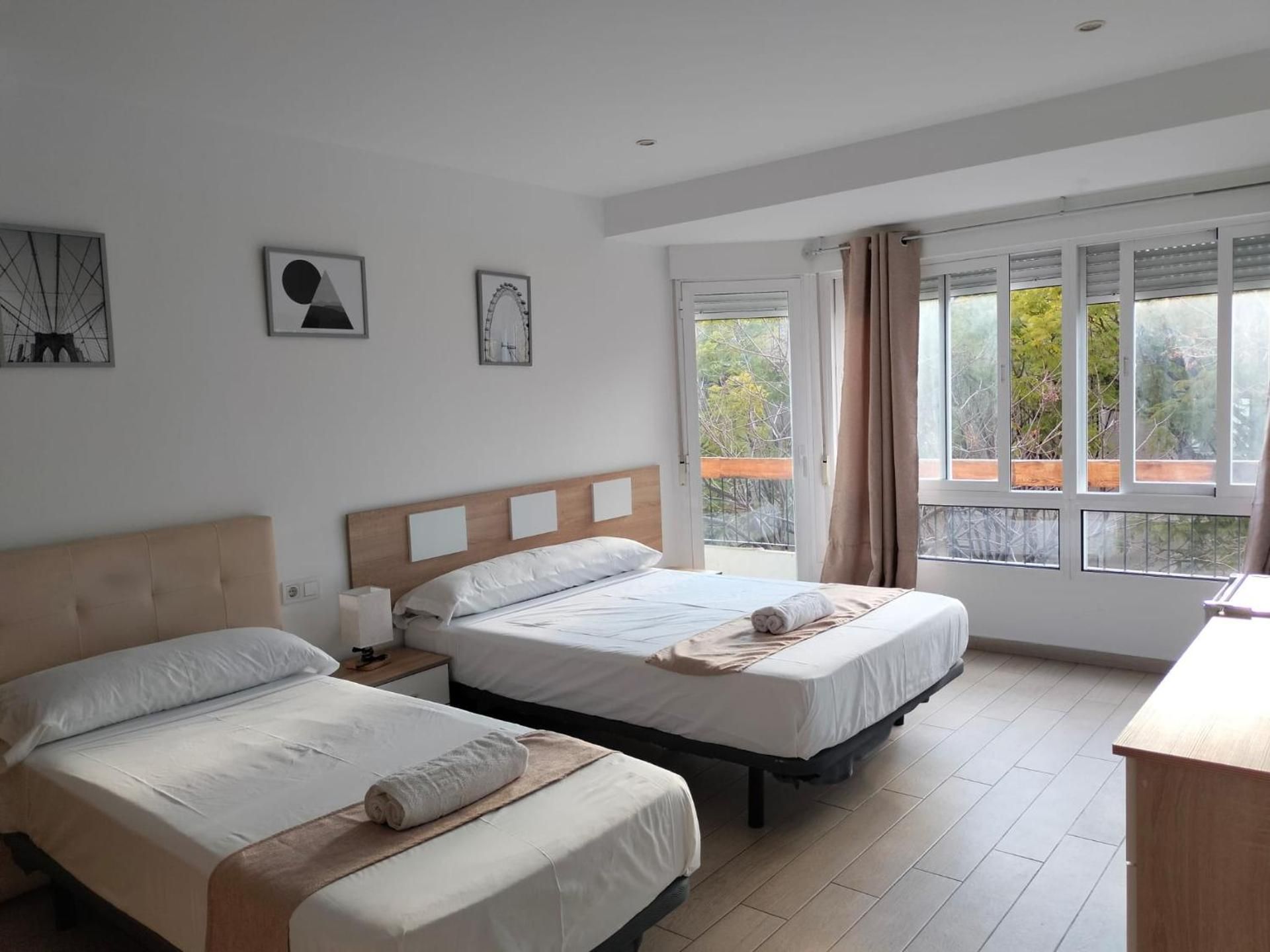 Triple Room with Private Bathroom