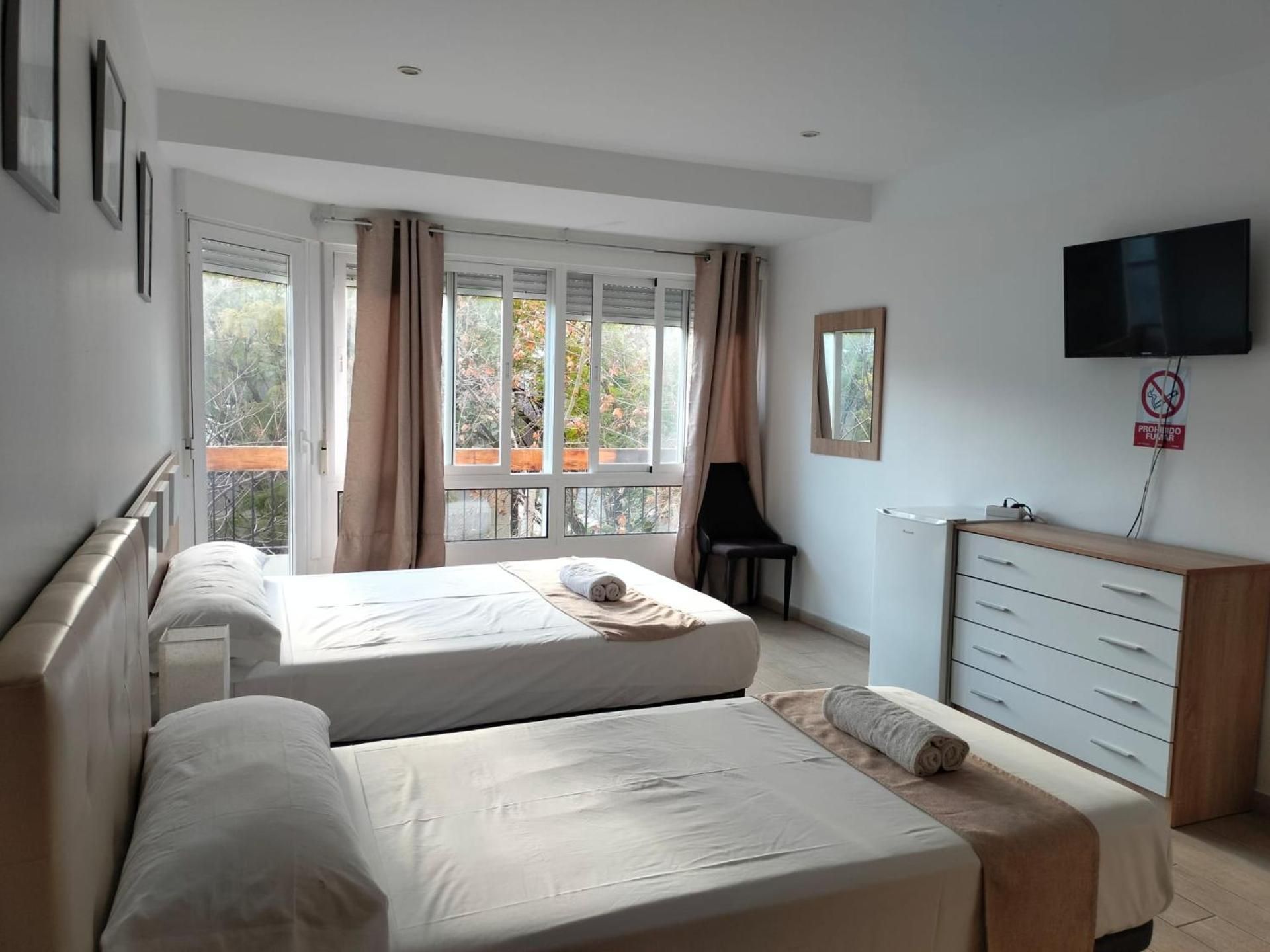 Triple Room with Private Bathroom