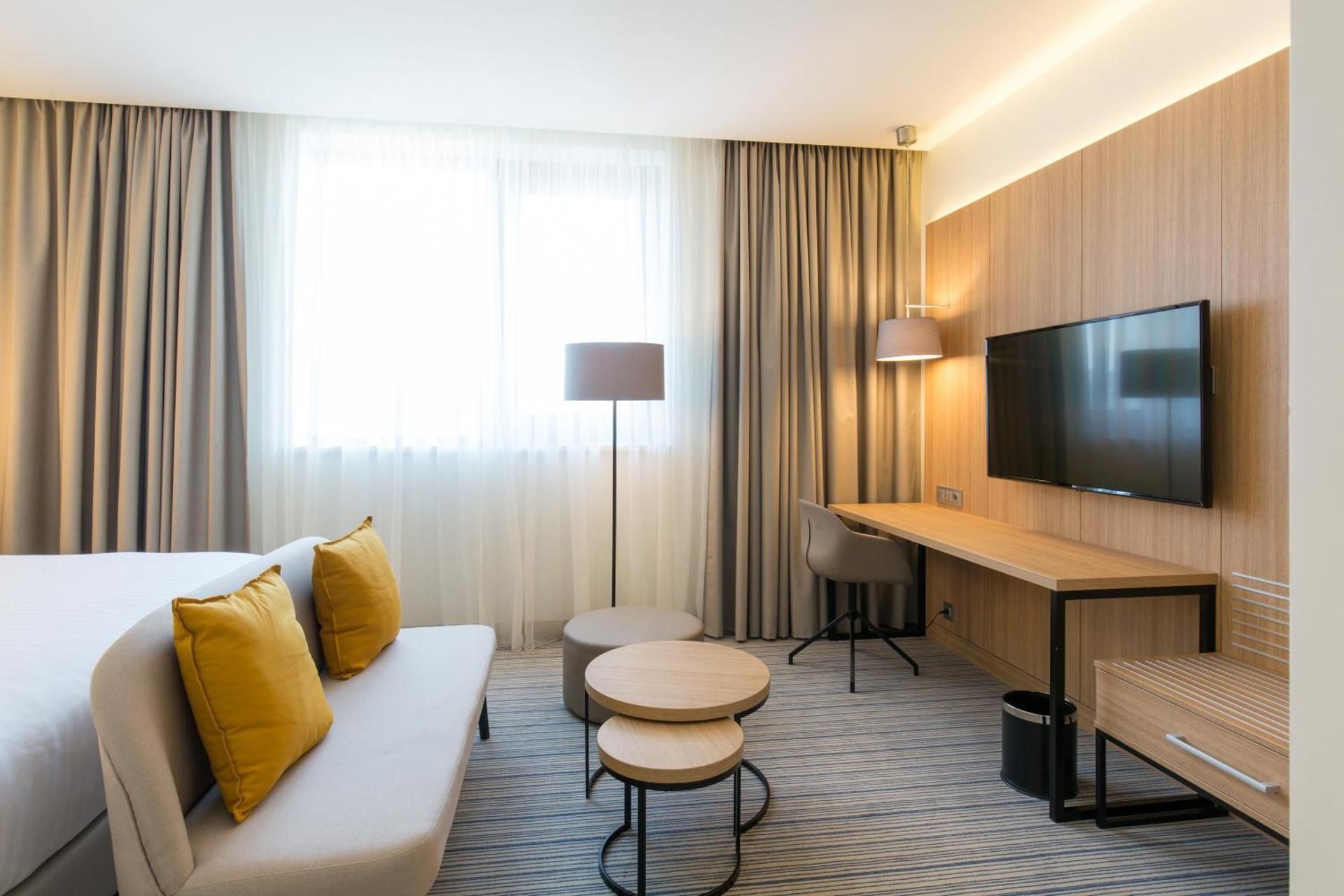 Courtyard by Marriott Banja Luka Deluxe, Guest room, 1 King 3