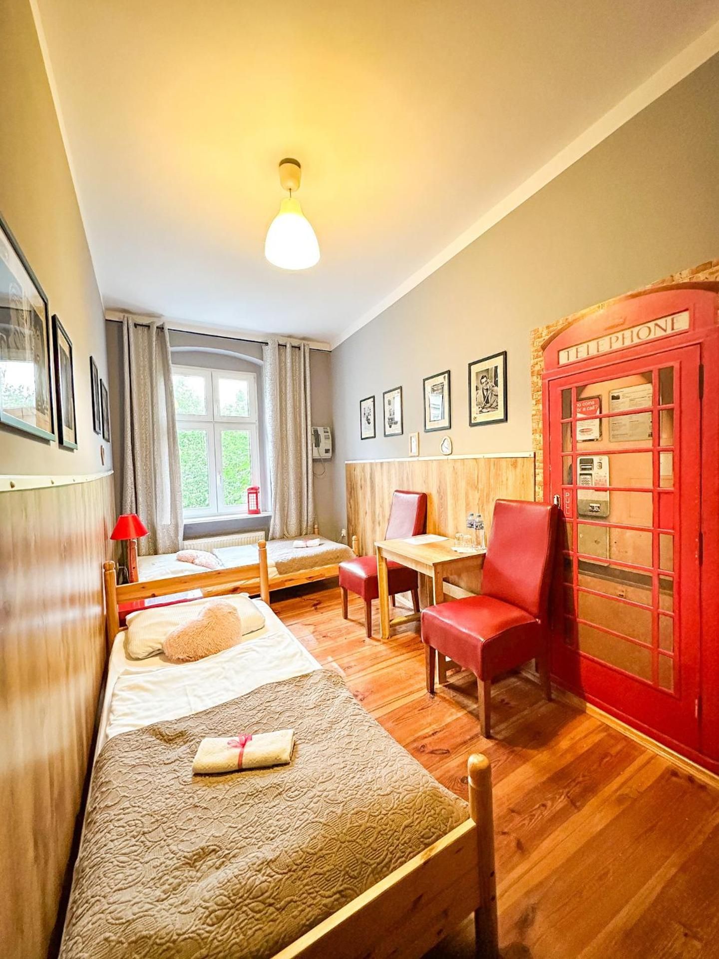 Twin Room with Private Bathroom