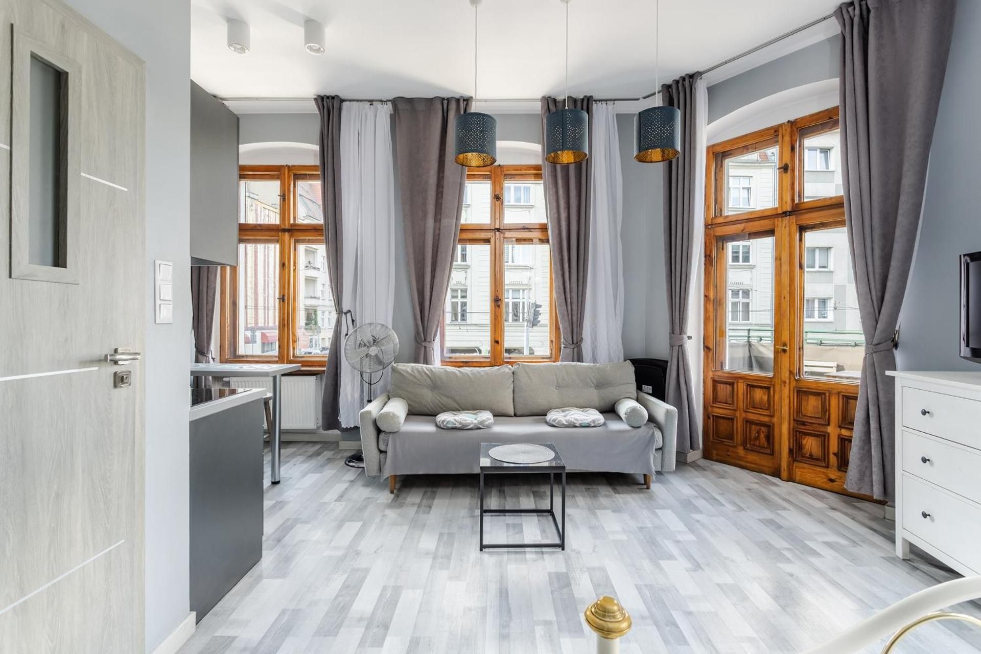 Apartment with Balcony