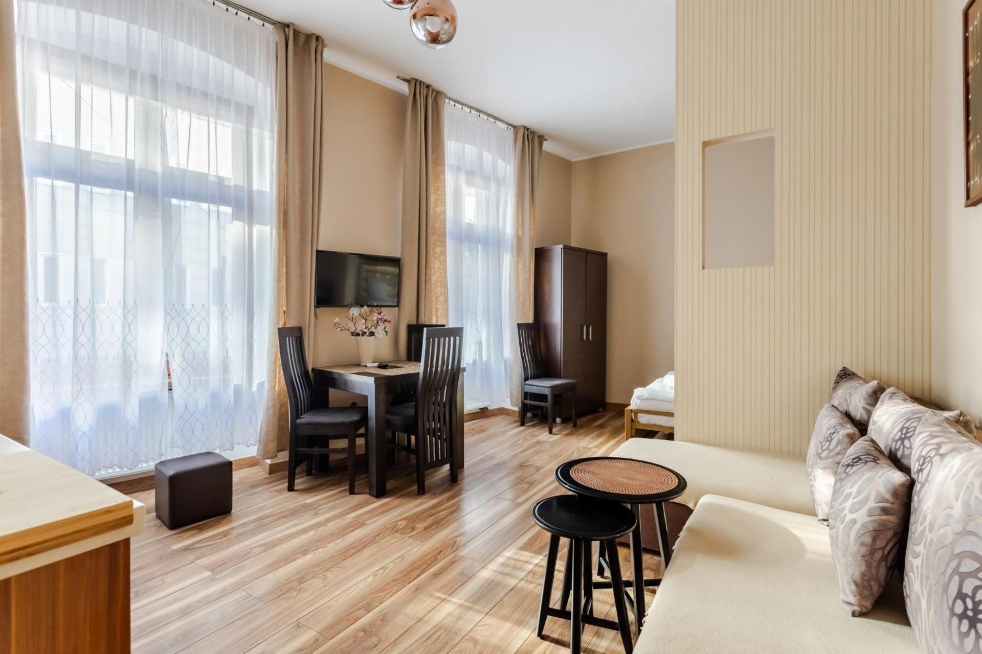 Studio Apartment