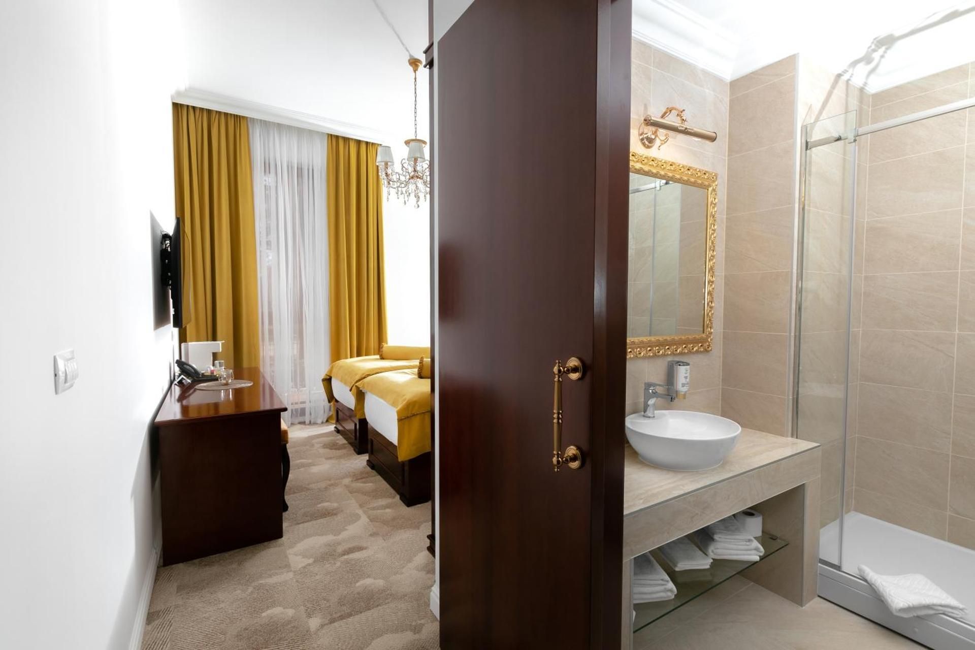 Premium Quadruple Room