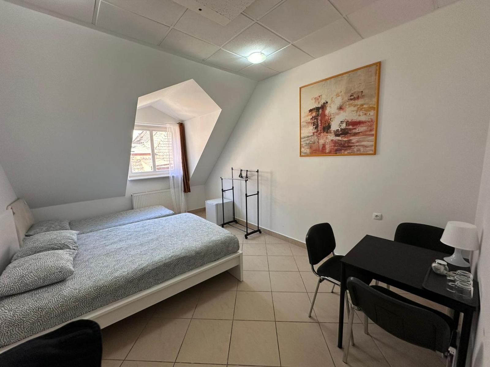 Economy Triple Room with Shared Bathroom