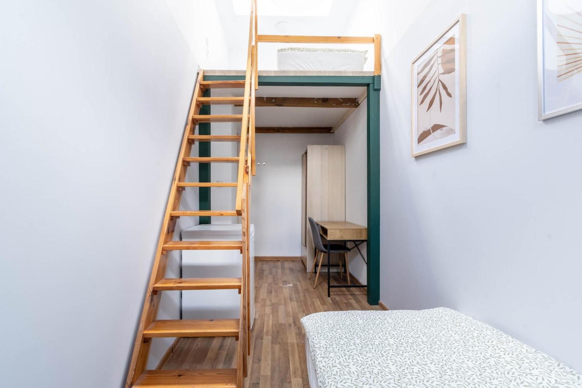 Twin Room with Shared Bathroom