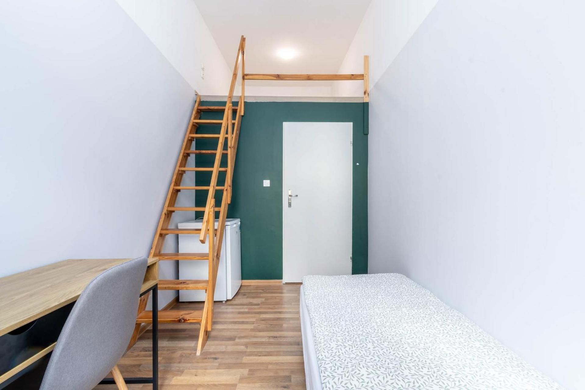 Quadruple Room with Shared Bathroom