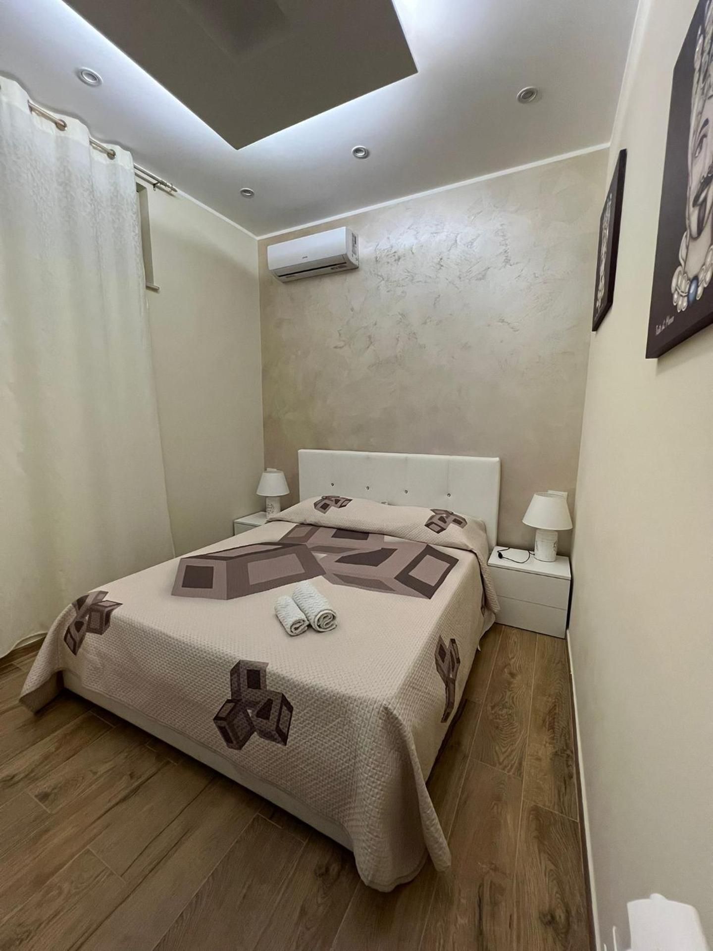 Double Room with Private External Bathroom