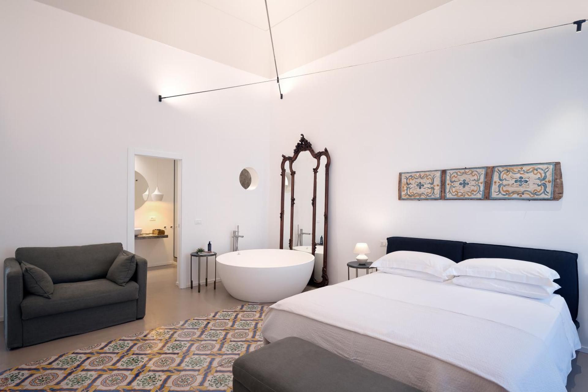 Deluxe Double Room with Extra Bed