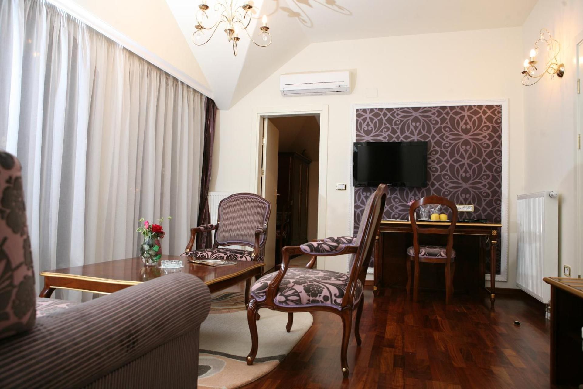 Two-Bedroom Apartment with Balcony
