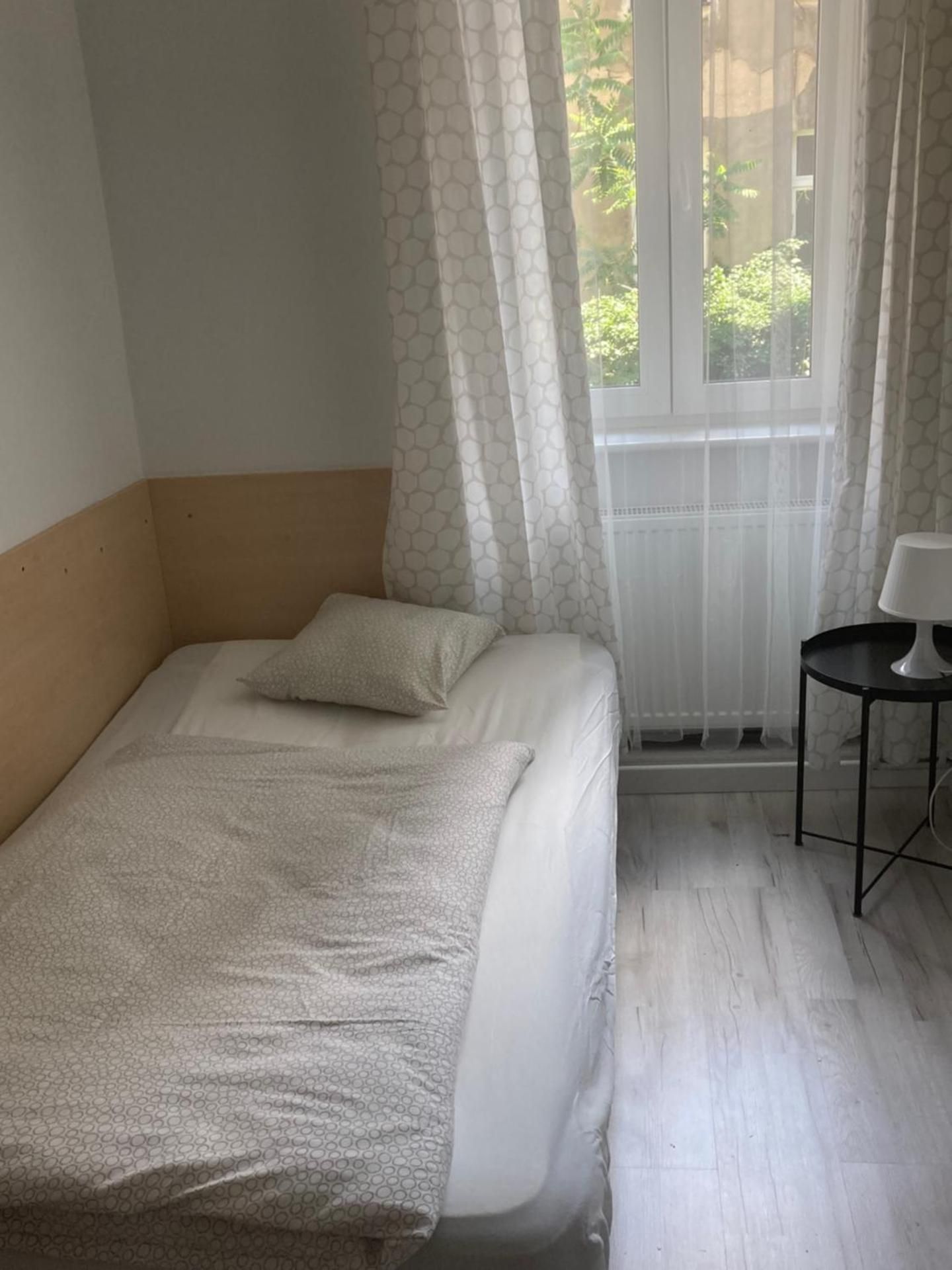 Single Room with Shared Bathroom
