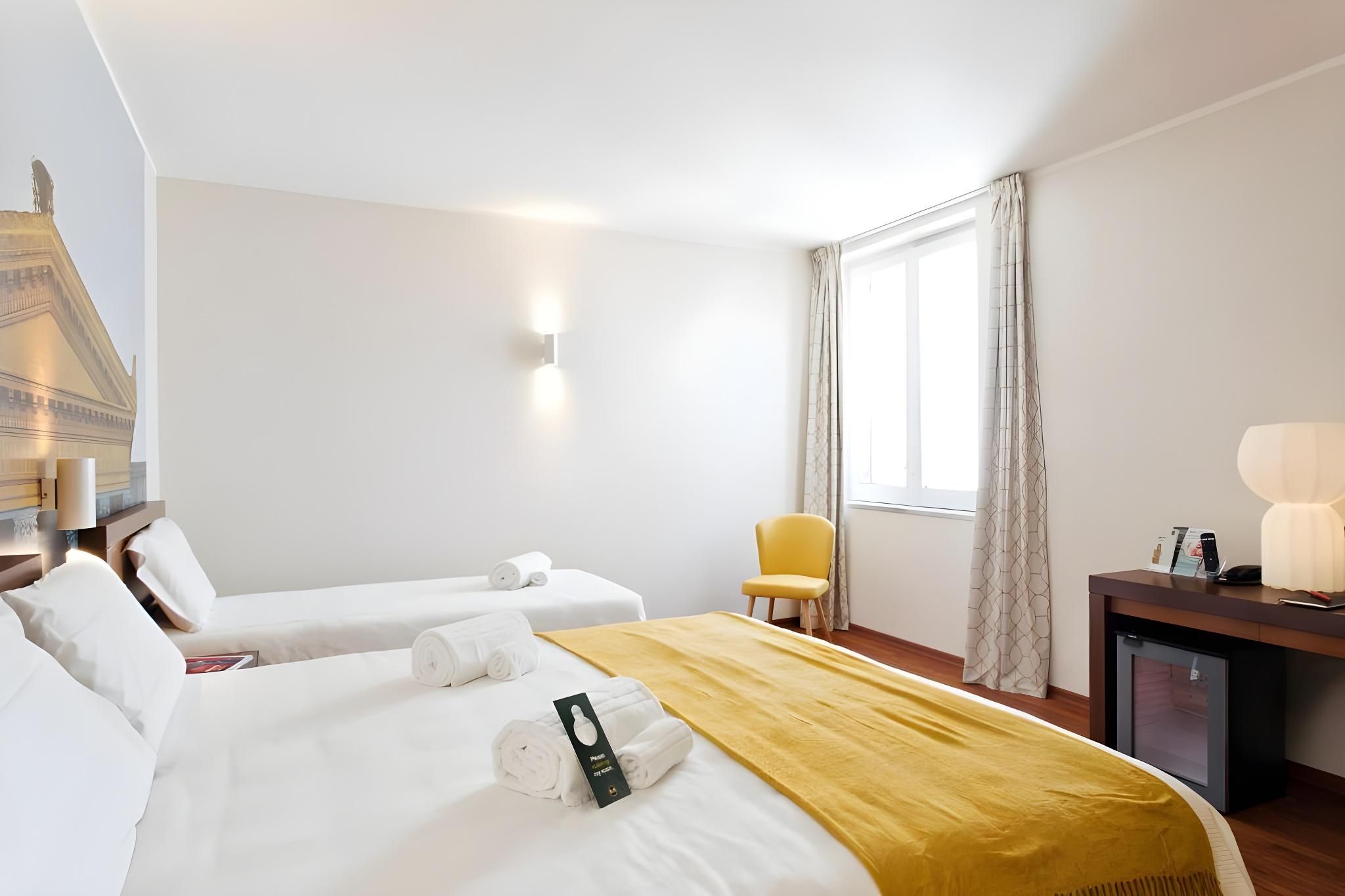 Triple Room with View