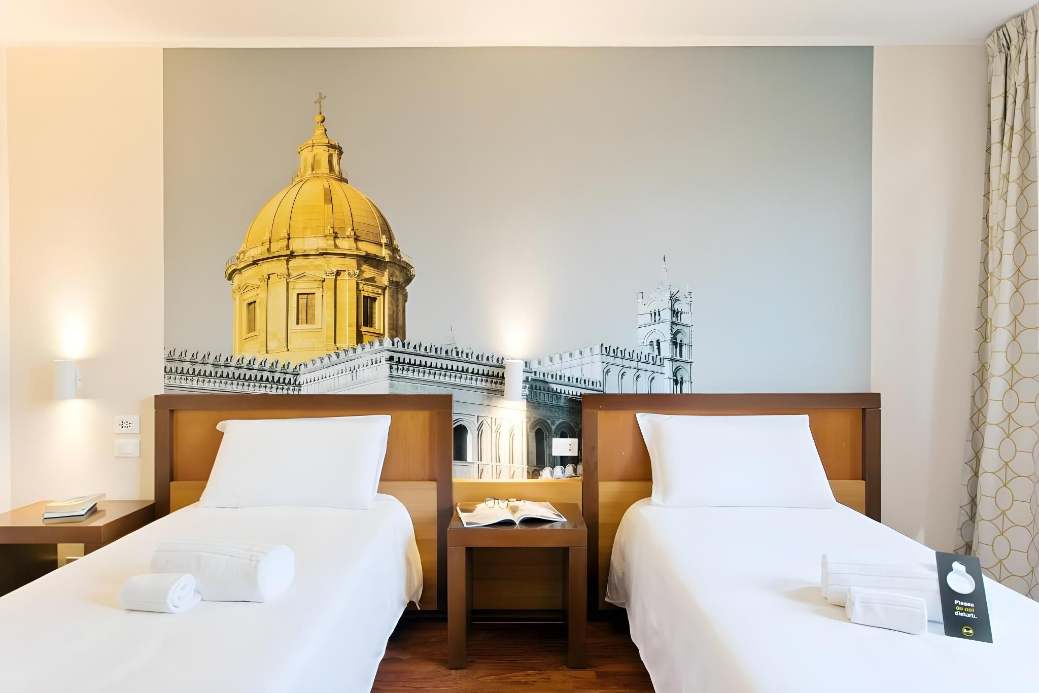 Twin Room with View