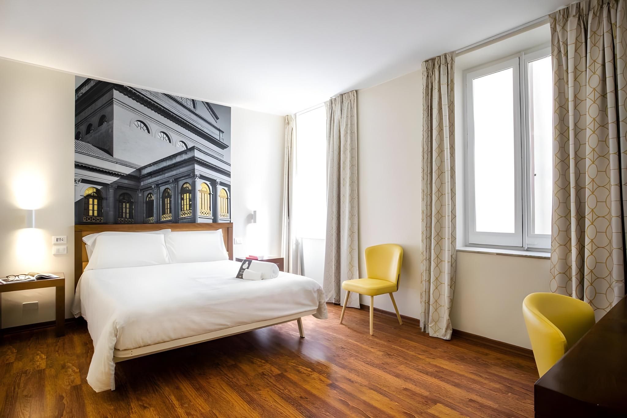 Double Room with View