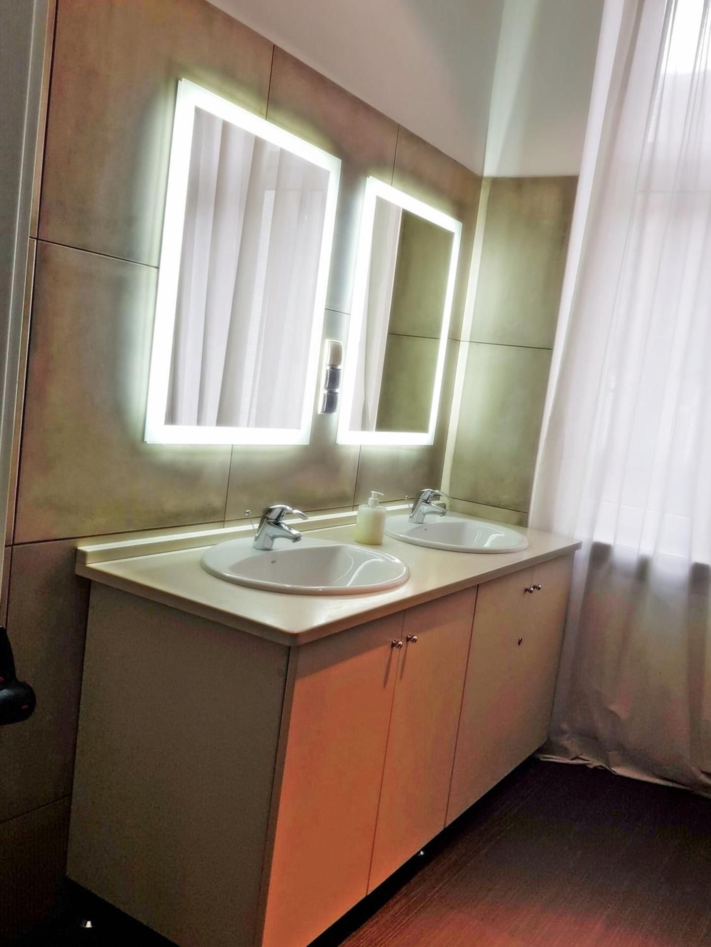 Deluxe Family Suite