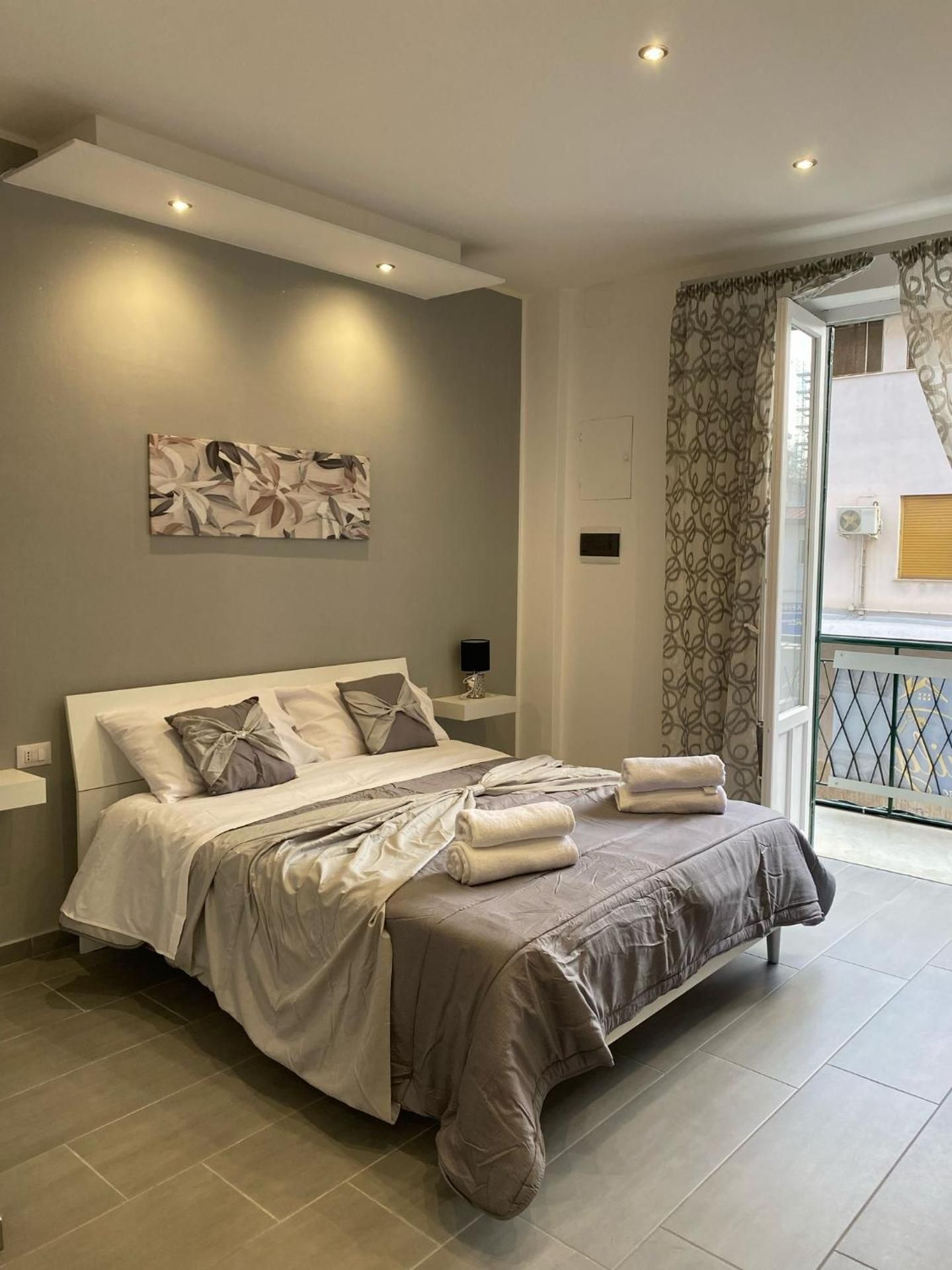 Quadruple Room with Private Bathroom