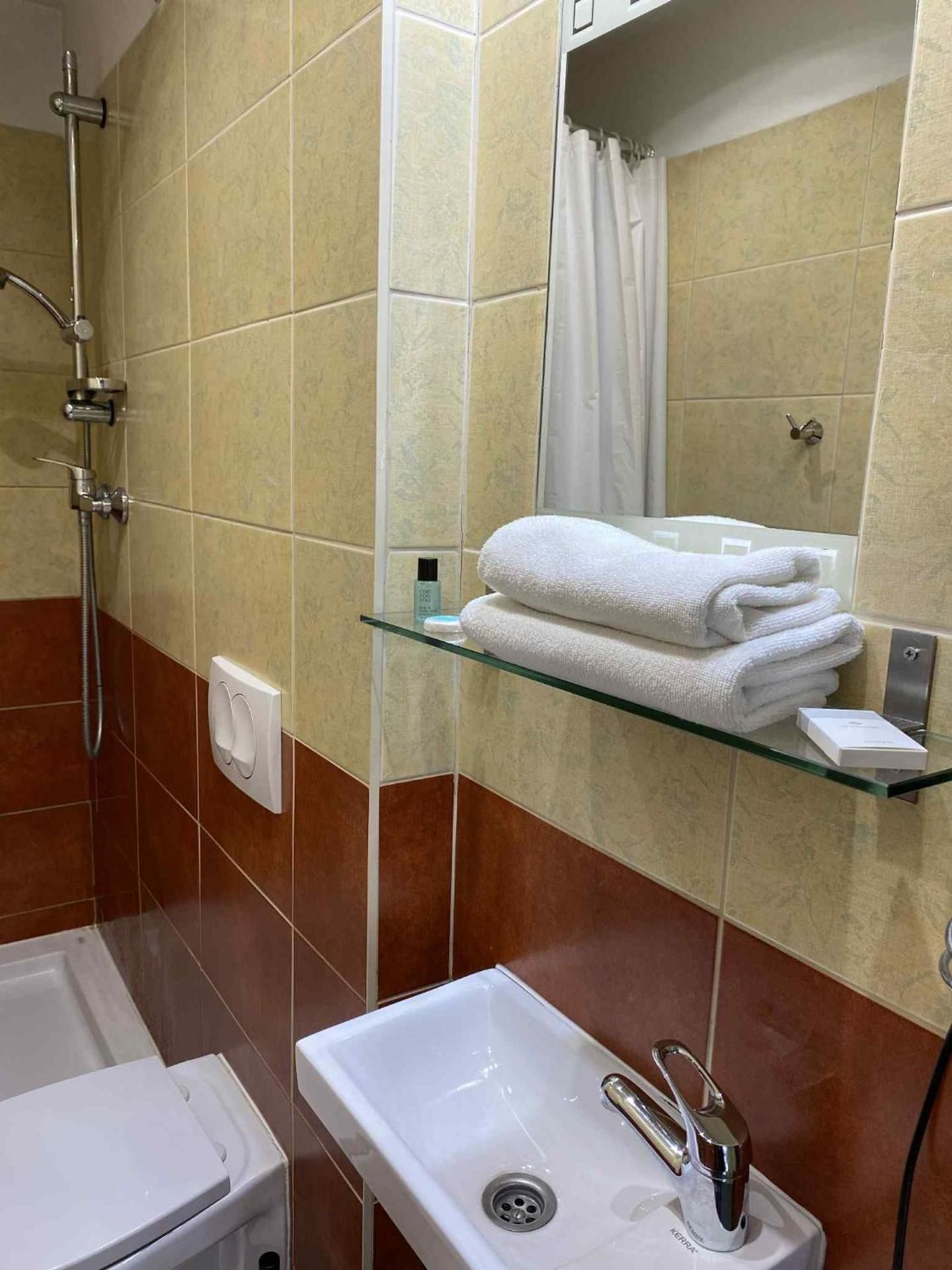 Economy Single Room
