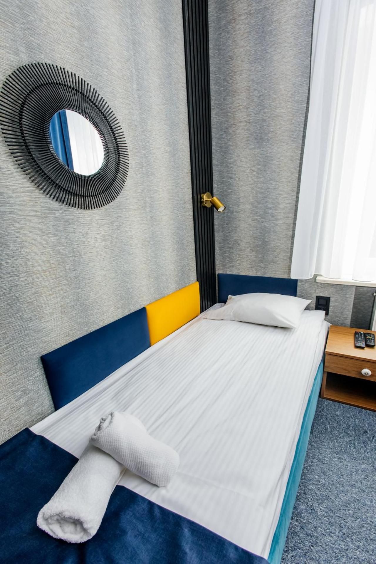 Single Room with Private External Bathroom