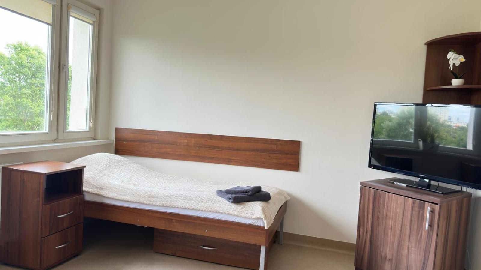 Economy Twin Room